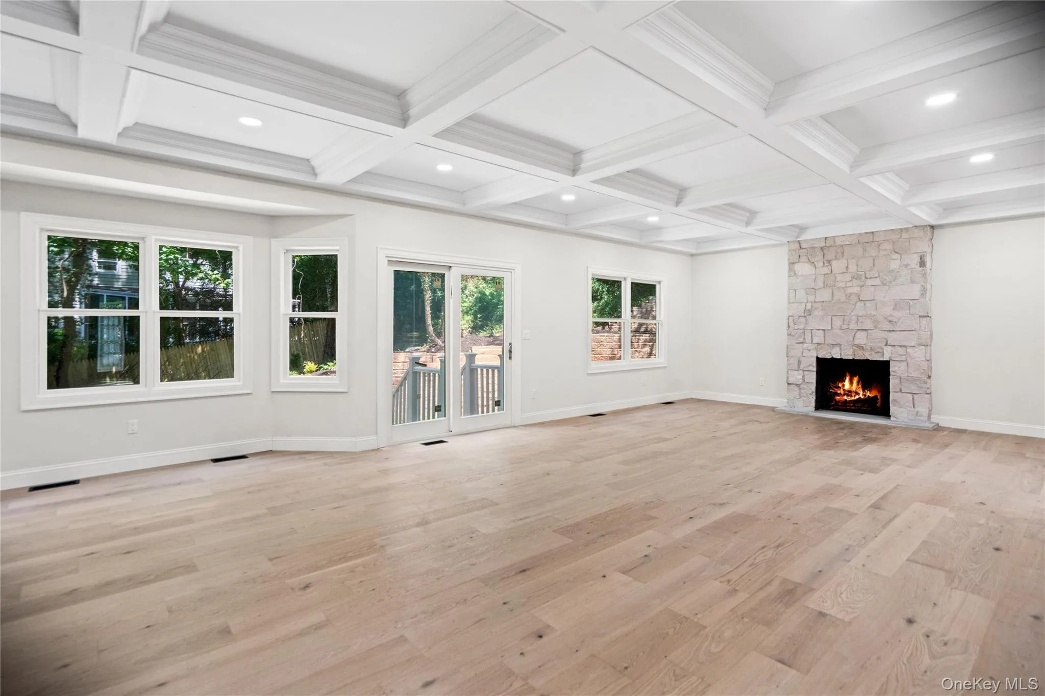 41 Cove Road, Huntington, NY, 5 Bedrooms Bedrooms, 13 Rooms Rooms,4 BathroomsBathrooms,Residential,For Rent,Cove,0,1022285 41 Cove Road, Huntington, NY, 5 Bedrooms Bedrooms, 13 Rooms Rooms,4 BathroomsBathrooms,Residential,For Rent,Cove,0,1022285