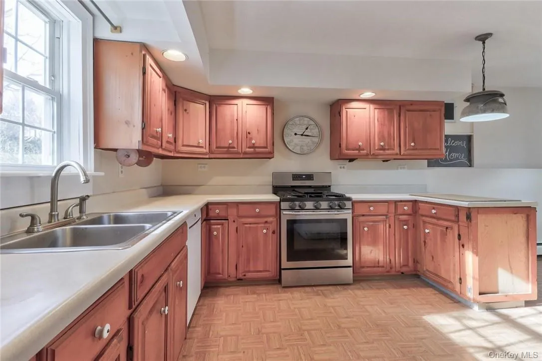 97 KITCHEN 97 KITCHEN