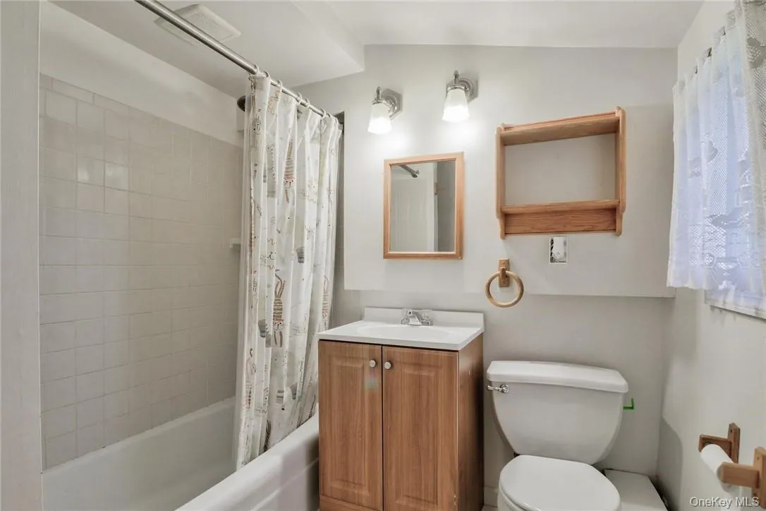 97 BATHROOM 97 BATHROOM