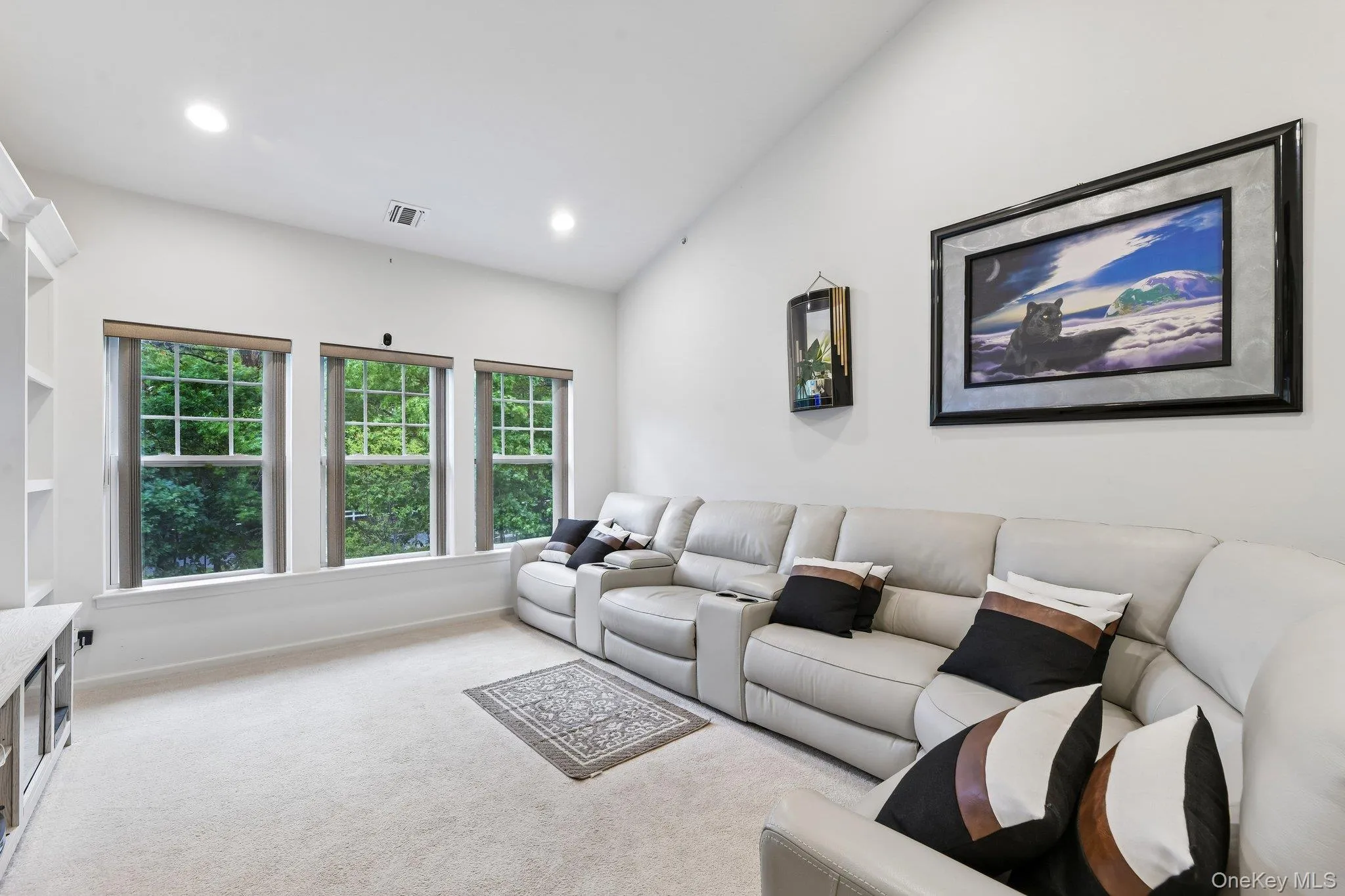 33 Greentree Court, Brookhaven, NY, 2 Bedrooms Bedrooms, 6 Rooms Rooms,2 BathroomsBathrooms,Residential,For Rent,Greentree,0,1022293 33 Greentree Court, Brookhaven, NY, 2 Bedrooms Bedrooms, 6 Rooms Rooms,2 BathroomsBathrooms,Residential,For Rent,Greentree,0,1022293
