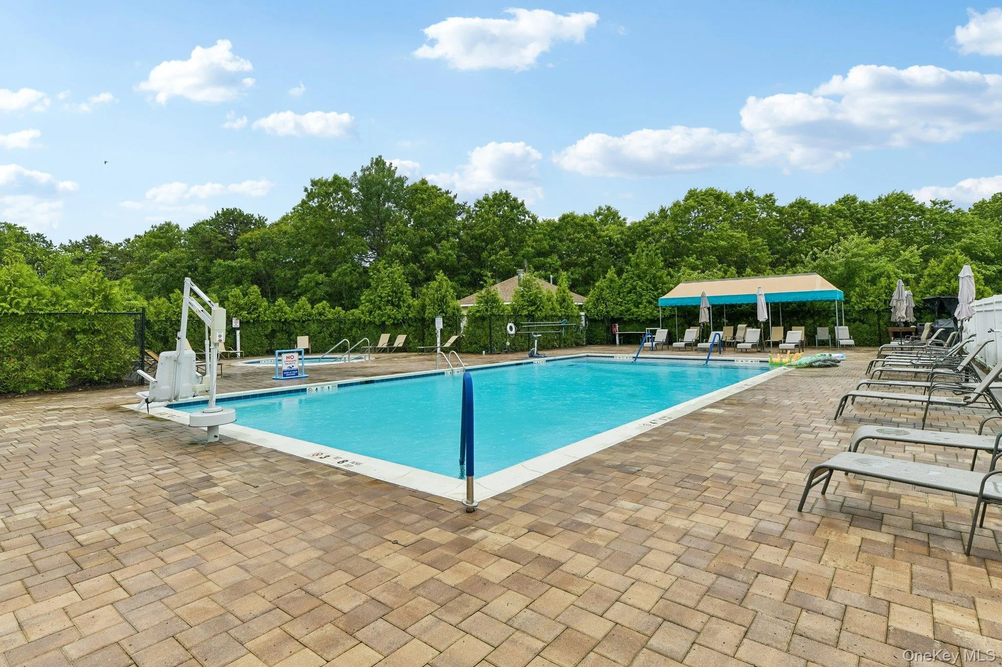 33 Greentree Court, Brookhaven, NY, 2 Bedrooms Bedrooms, 6 Rooms Rooms,2 BathroomsBathrooms,Residential,For Rent,Greentree,0,1022293 33 Greentree Court, Brookhaven, NY, 2 Bedrooms Bedrooms, 6 Rooms Rooms,2 BathroomsBathrooms,Residential,For Rent,Greentree,0,1022293
