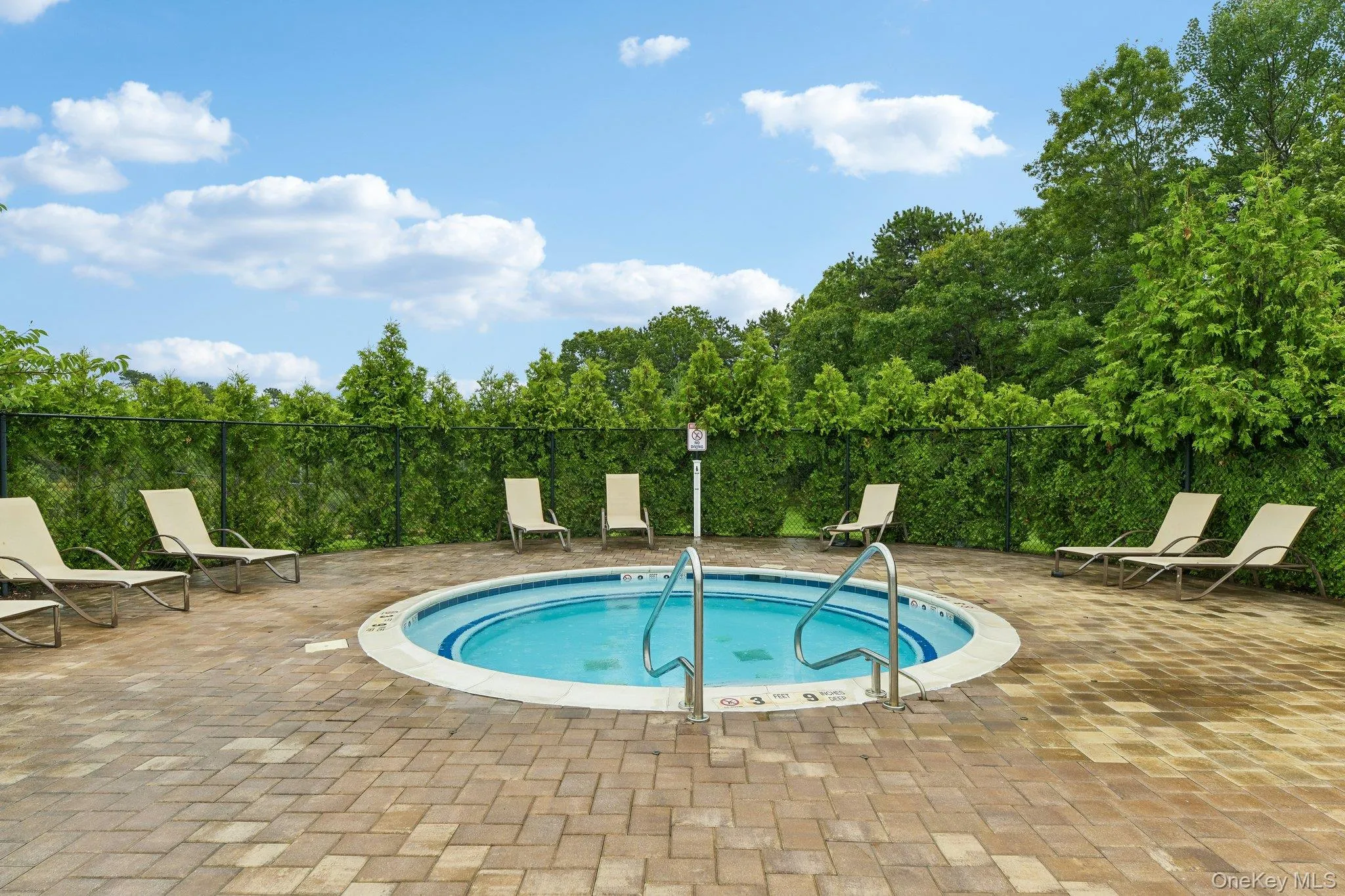 33 Greentree Court, Brookhaven, NY, 2 Bedrooms Bedrooms, 6 Rooms Rooms,2 BathroomsBathrooms,Residential,For Rent,Greentree,0,1022293 33 Greentree Court, Brookhaven, NY, 2 Bedrooms Bedrooms, 6 Rooms Rooms,2 BathroomsBathrooms,Residential,For Rent,Greentree,0,1022293