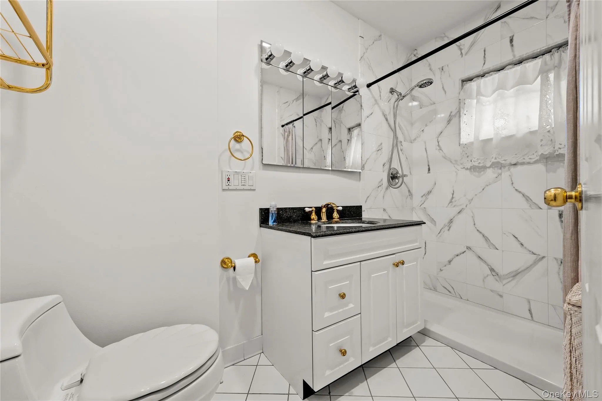 First Floor bath with shower First Floor bath with shower