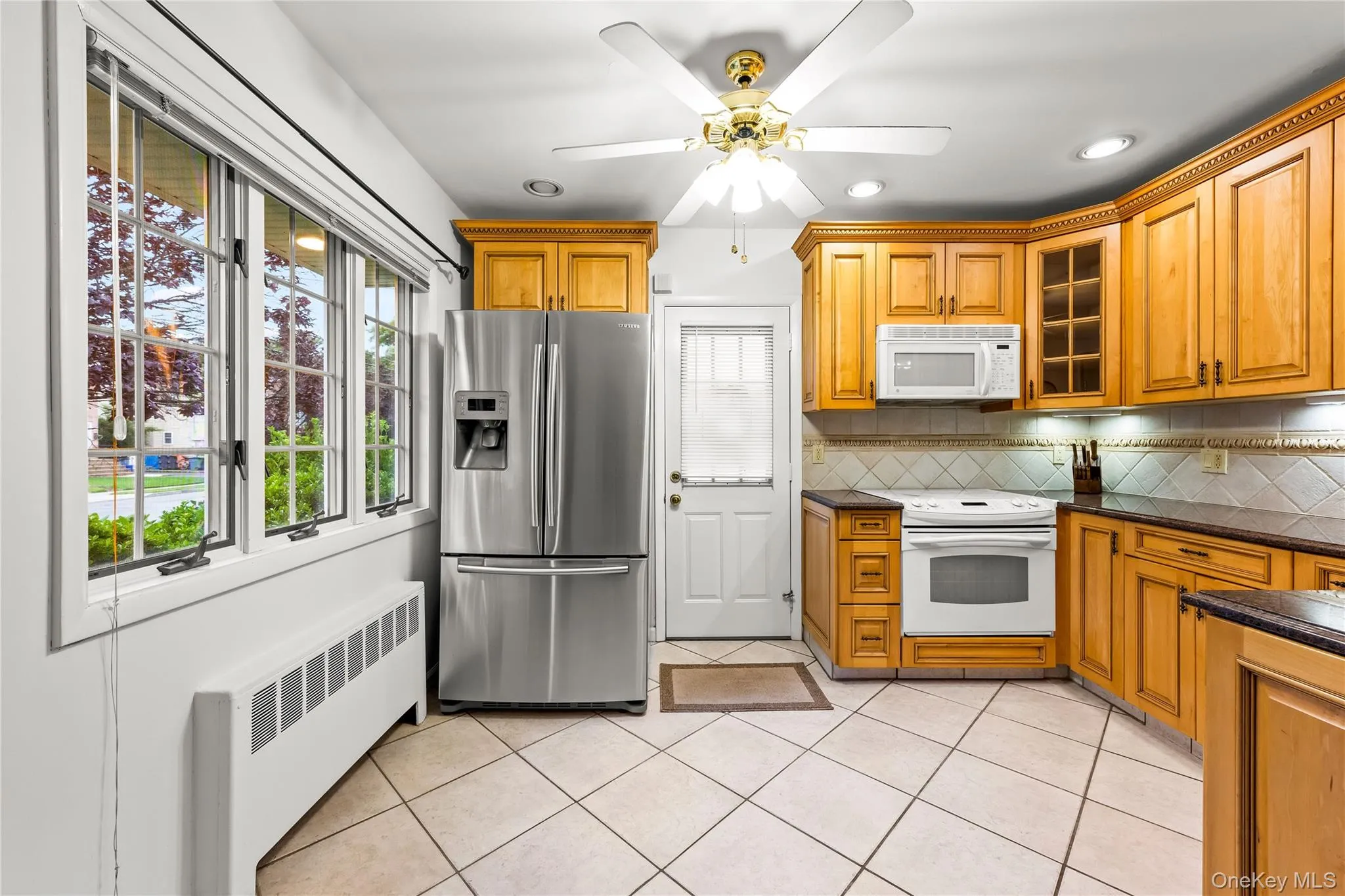 Eat in Kitchen Eat in Kitchen