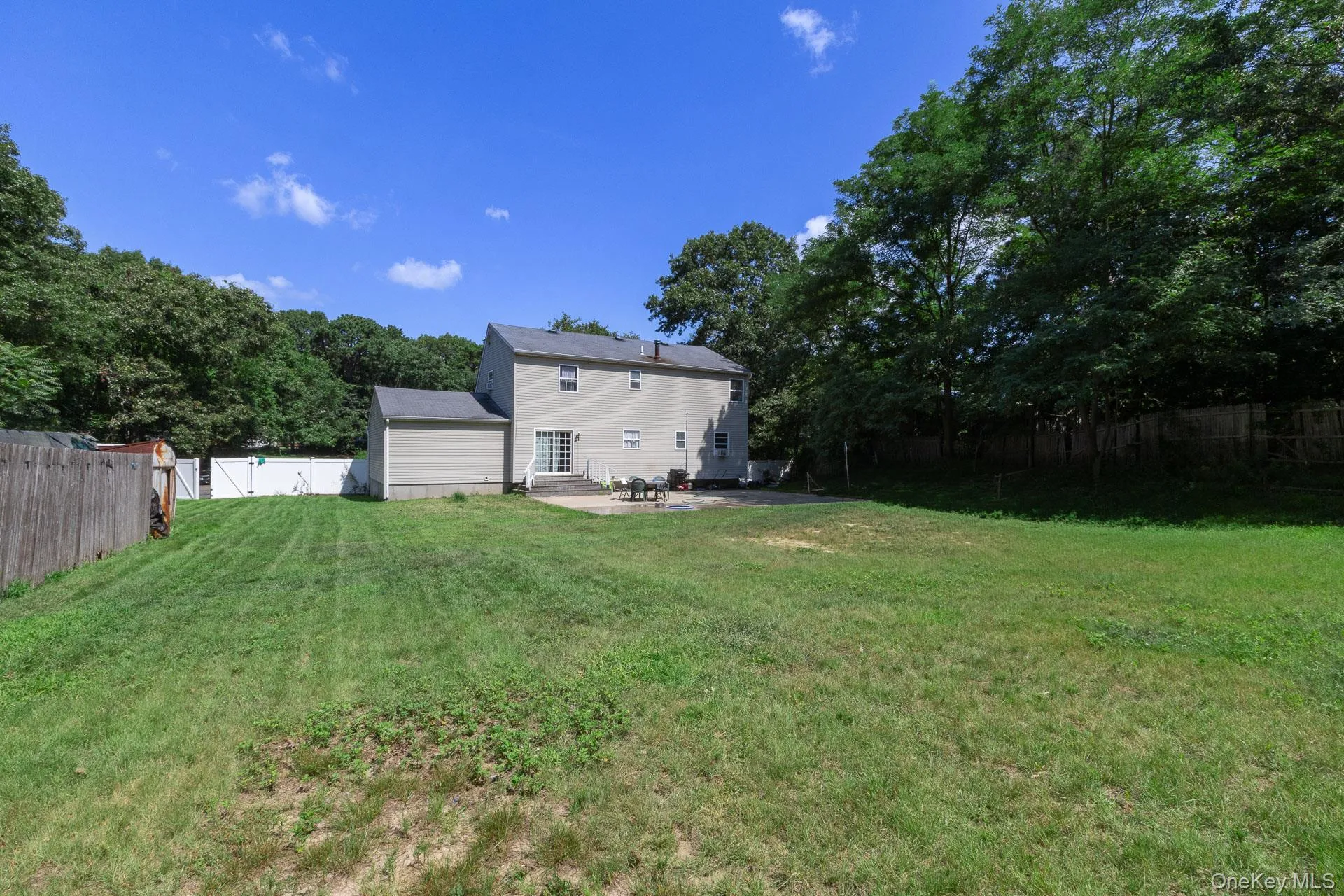 312 Peconic Avenue, Brookhaven, NY, 5 Bedrooms Bedrooms, 8 Rooms Rooms,3 BathroomsBathrooms,Residential,For Rent,Peconic,0,1022296 312 Peconic Avenue, Brookhaven, NY, 5 Bedrooms Bedrooms, 8 Rooms Rooms,3 BathroomsBathrooms,Residential,For Rent,Peconic,0,1022296