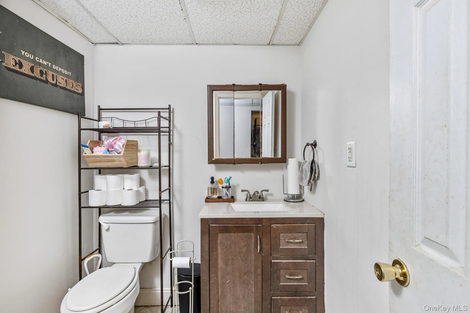 312 Peconic Avenue, Brookhaven, NY, 5 Bedrooms Bedrooms, 8 Rooms Rooms,3 BathroomsBathrooms,Residential,For Rent,Peconic,0,1022296 312 Peconic Avenue, Brookhaven, NY, 5 Bedrooms Bedrooms, 8 Rooms Rooms,3 BathroomsBathrooms,Residential,For Rent,Peconic,0,1022296