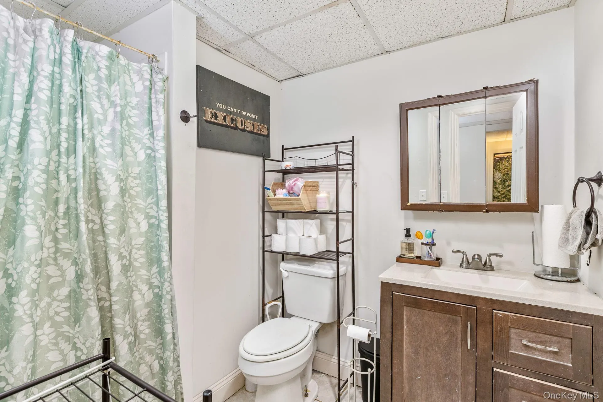 312 Peconic Avenue, Brookhaven, NY, 5 Bedrooms Bedrooms, 8 Rooms Rooms,3 BathroomsBathrooms,Residential,For Rent,Peconic,0,1022296 312 Peconic Avenue, Brookhaven, NY, 5 Bedrooms Bedrooms, 8 Rooms Rooms,3 BathroomsBathrooms,Residential,For Rent,Peconic,0,1022296