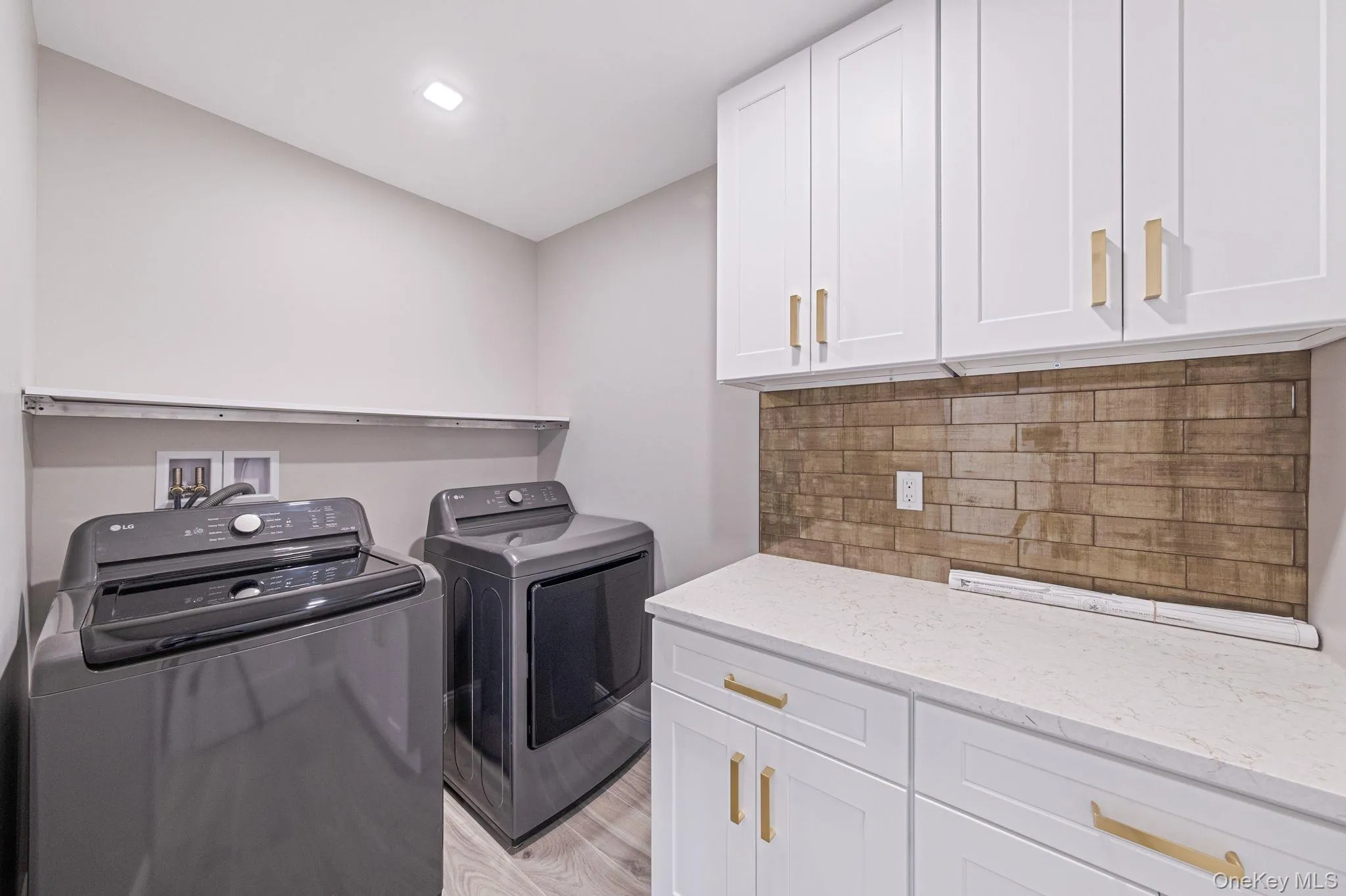1335 Stony Brook Road, Brookhaven, NY, 4 Bedrooms Bedrooms, 9 Rooms Rooms,3 BathroomsBathrooms,Residential Lease,For Rent,Stony Brook,0,1022298 1335 Stony Brook Road, Brookhaven, NY, 4 Bedrooms Bedrooms, 9 Rooms Rooms,3 BathroomsBathrooms,Residential Lease,For Rent,Stony Brook,0,1022298
