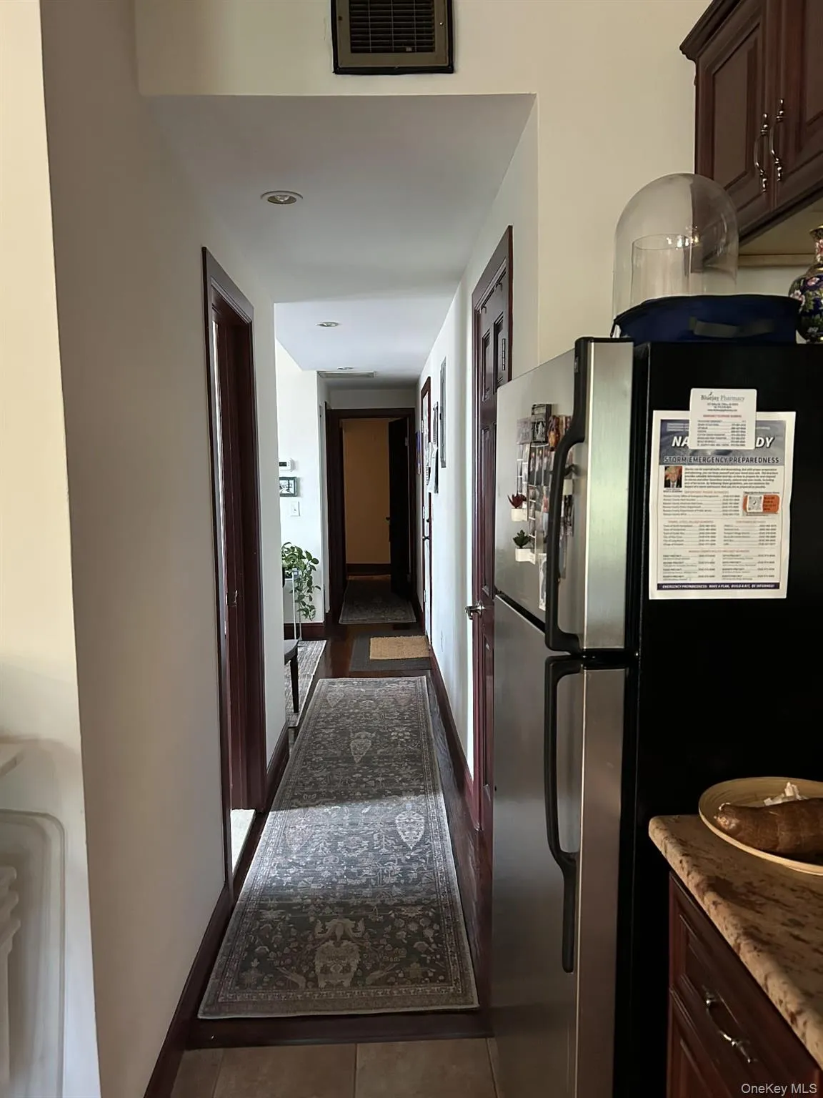 148 Main Street, North Hempstead, NY, 2 Bedrooms Bedrooms, 5 Rooms Rooms,2 BathroomsBathrooms,Residential Lease,For Rent,Main,0,1022308 148 Main Street, North Hempstead, NY, 2 Bedrooms Bedrooms, 5 Rooms Rooms,2 BathroomsBathrooms,Residential Lease,For Rent,Main,0,1022308