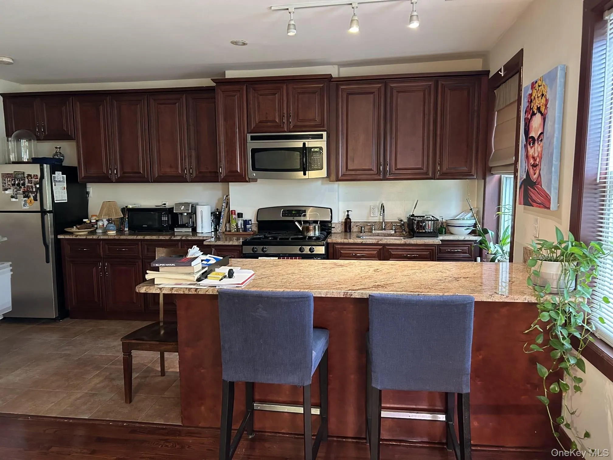 148 Main Street, North Hempstead, NY, 2 Bedrooms Bedrooms, 5 Rooms Rooms,2 BathroomsBathrooms,Residential Lease,For Rent,Main,0,1022308 148 Main Street, North Hempstead, NY, 2 Bedrooms Bedrooms, 5 Rooms Rooms,2 BathroomsBathrooms,Residential Lease,For Rent,Main,0,1022308
