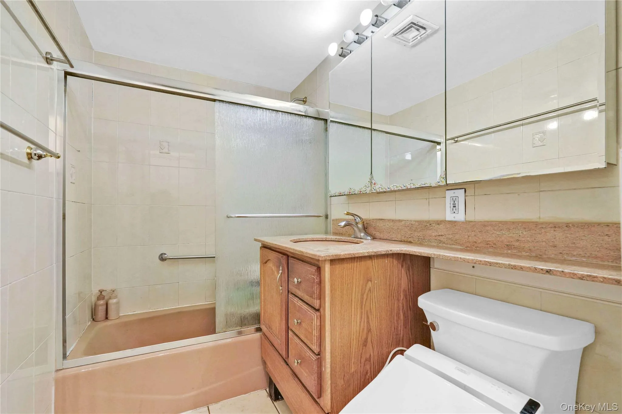 13835 Elder Avenue, New York, NY, 1 Bedroom Bedrooms, 5 Rooms Rooms,1 BathroomBathrooms,Residential,For Rent,Elder,0,1022312 13835 Elder Avenue, New York, NY, 1 Bedroom Bedrooms, 5 Rooms Rooms,1 BathroomBathrooms,Residential,For Rent,Elder,0,1022312