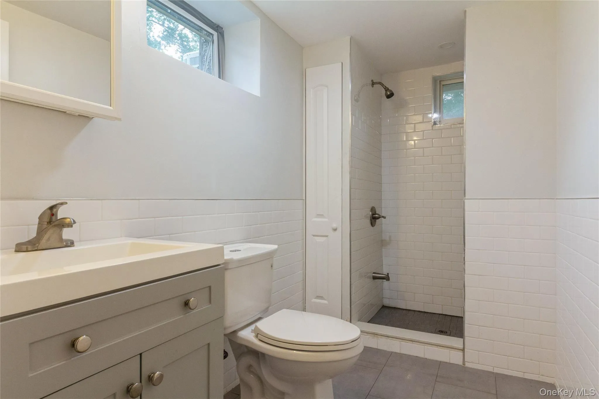 112 Woods Avenue, Hempstead, NY, 7 Bedrooms Bedrooms, 13 Rooms Rooms,3 BathroomsBathrooms,Residential,For Rent,Woods,0,1022313 112 Woods Avenue, Hempstead, NY, 7 Bedrooms Bedrooms, 13 Rooms Rooms,3 BathroomsBathrooms,Residential,For Rent,Woods,0,1022313