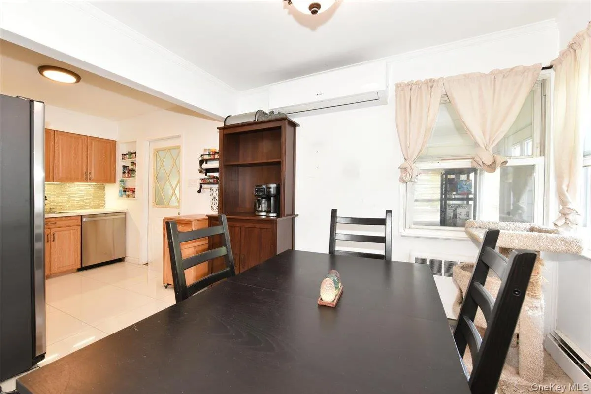 2 Ford Drive, Oyster Bay, NY, 4 Bedrooms Bedrooms, 9 Rooms Rooms,1 BathroomBathrooms,Residential,For Rent,Ford,0,1022316 2 Ford Drive, Oyster Bay, NY, 4 Bedrooms Bedrooms, 9 Rooms Rooms,1 BathroomBathrooms,Residential,For Rent,Ford,0,1022316