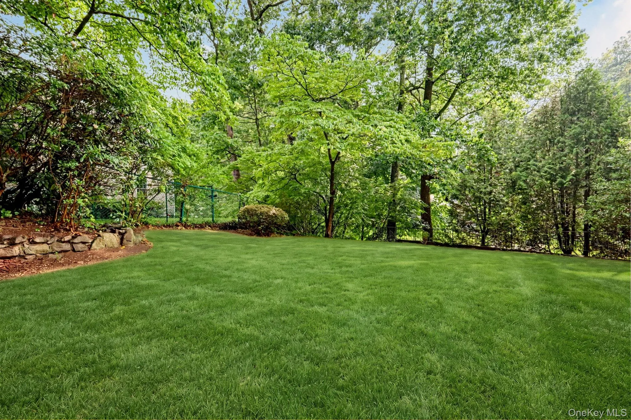 26 Midvale Road, Greenburgh, NY, 4 Bedrooms Bedrooms, 10 Rooms Rooms,3 BathroomsBathrooms,Residential,For Rent,Midvale,0,1022322 26 Midvale Road, Greenburgh, NY, 4 Bedrooms Bedrooms, 10 Rooms Rooms,3 BathroomsBathrooms,Residential,For Rent,Midvale,0,1022322