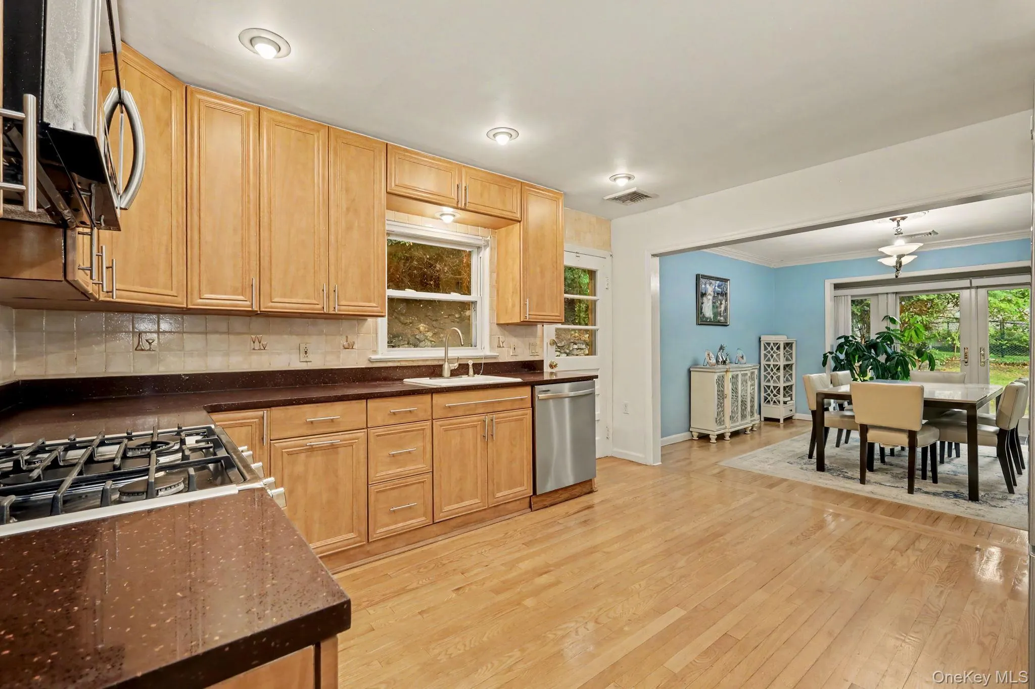 26 Midvale Road, Greenburgh, NY, 4 Bedrooms Bedrooms, 10 Rooms Rooms,3 BathroomsBathrooms,Residential,For Rent,Midvale,0,1022322 26 Midvale Road, Greenburgh, NY, 4 Bedrooms Bedrooms, 10 Rooms Rooms,3 BathroomsBathrooms,Residential,For Rent,Midvale,0,1022322