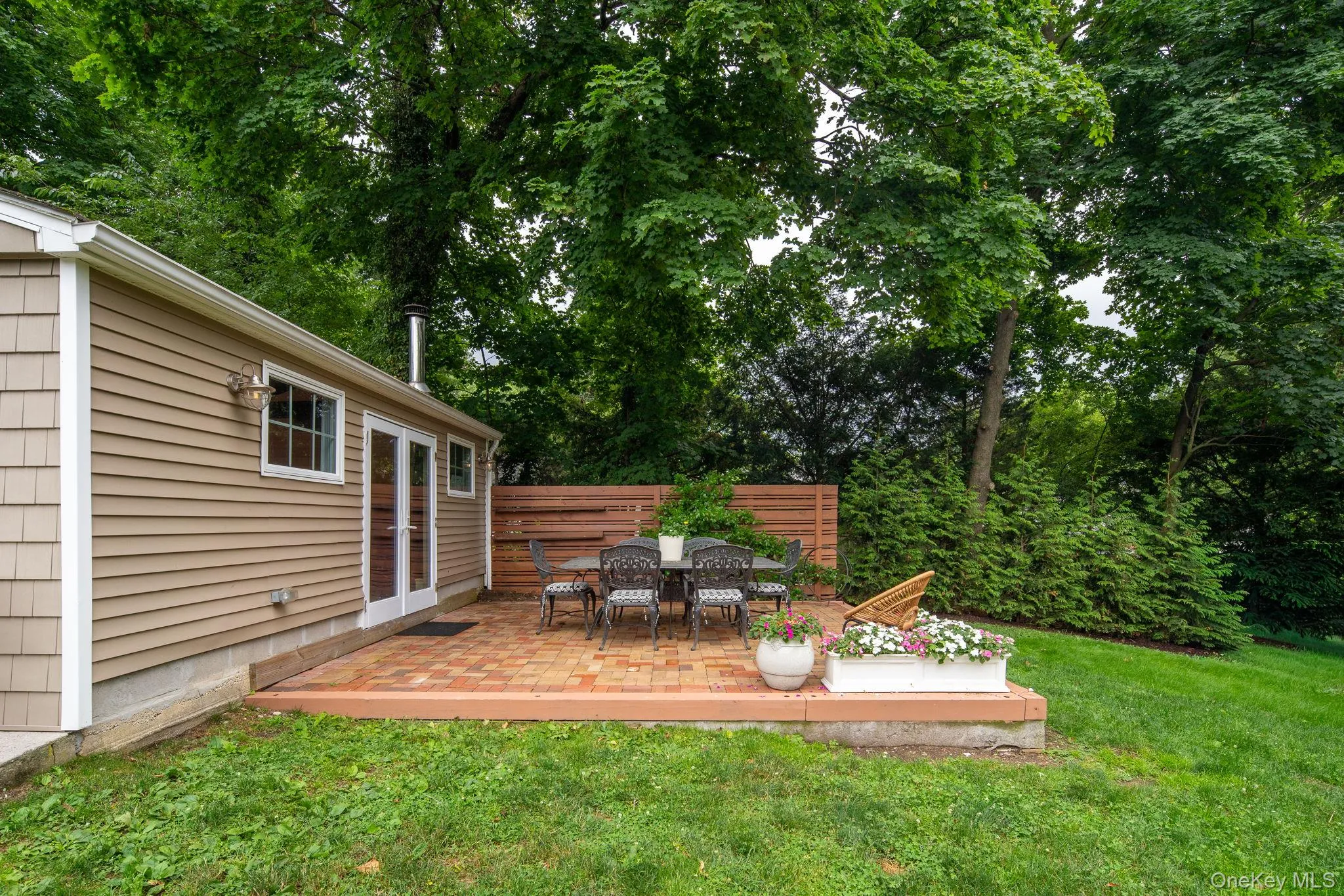 26 Fairmount Street, Huntington, NY, 4 Bedrooms Bedrooms, 7 Rooms Rooms,2 BathroomsBathrooms,Residential,For Rent,Fairmount,0,1022330 26 Fairmount Street, Huntington, NY, 4 Bedrooms Bedrooms, 7 Rooms Rooms,2 BathroomsBathrooms,Residential,For Rent,Fairmount,0,1022330