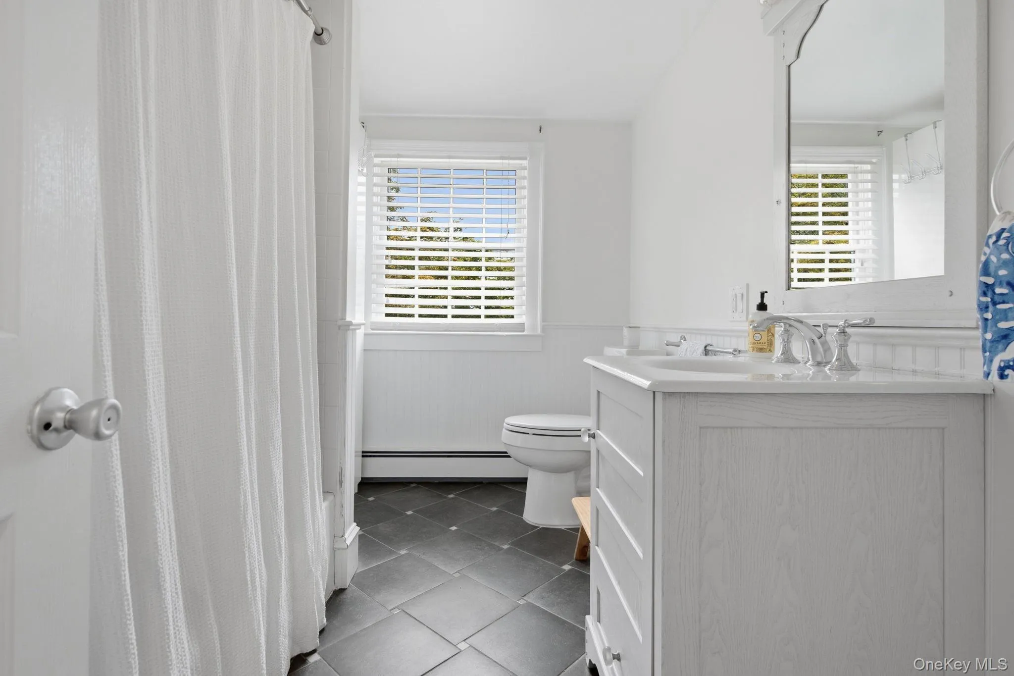 26 Fairmount Street, Huntington, NY, 4 Bedrooms Bedrooms, 7 Rooms Rooms,2 BathroomsBathrooms,Residential,For Rent,Fairmount,0,1022330 26 Fairmount Street, Huntington, NY, 4 Bedrooms Bedrooms, 7 Rooms Rooms,2 BathroomsBathrooms,Residential,For Rent,Fairmount,0,1022330