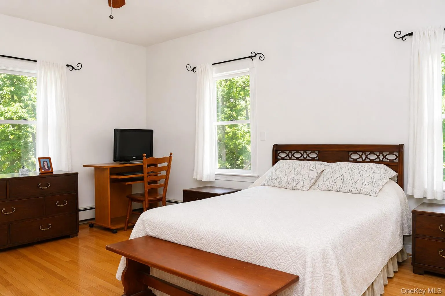 37 Old Post Lane, Mamaroneck, NY, 4 Bedrooms Bedrooms, 8 Rooms Rooms,3 BathroomsBathrooms,Residential,For Rent,Old Post,0,1022332 37 Old Post Lane, Mamaroneck, NY, 4 Bedrooms Bedrooms, 8 Rooms Rooms,3 BathroomsBathrooms,Residential,For Rent,Old Post,0,1022332