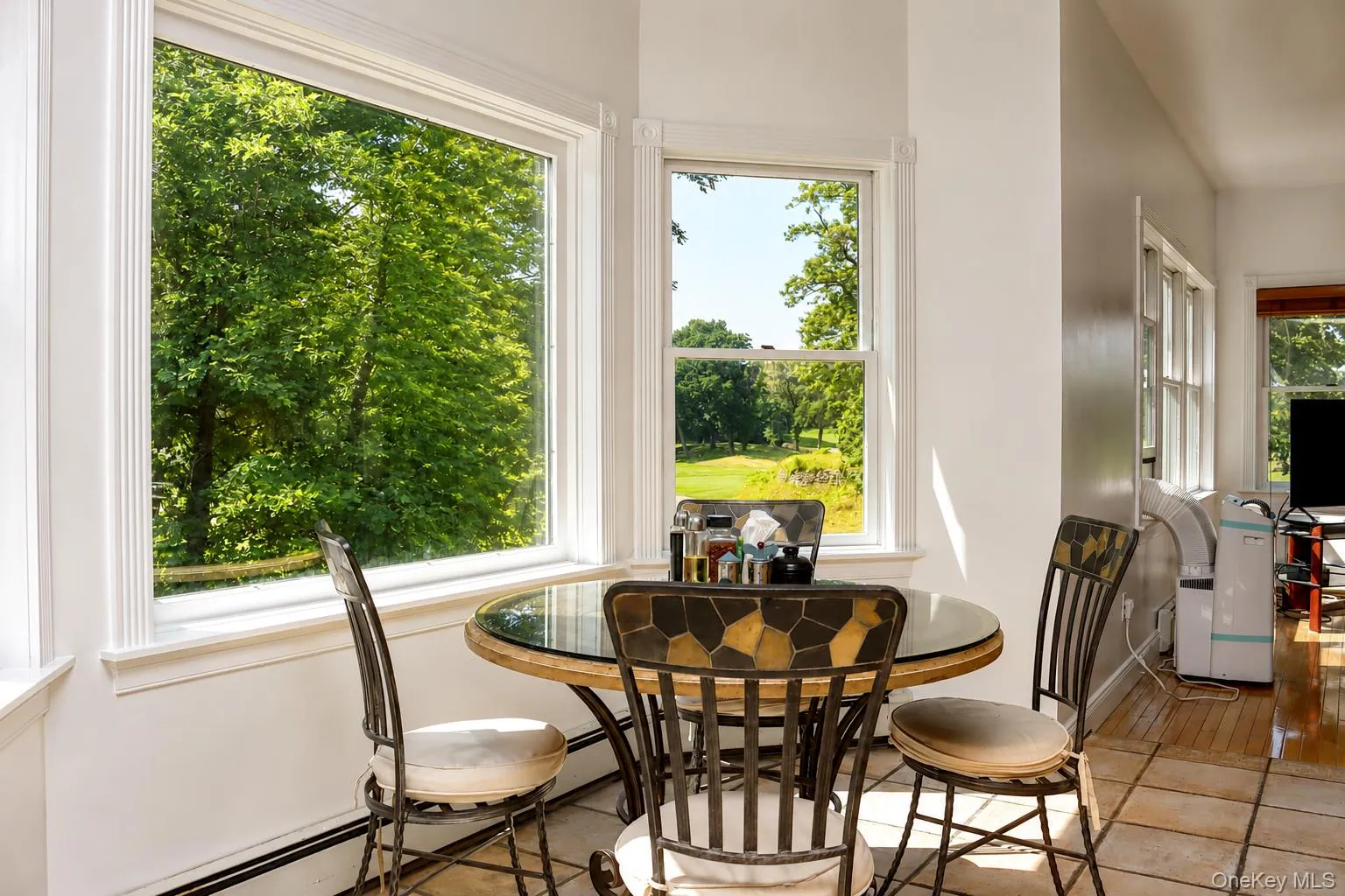 37 Old Post Lane, Mamaroneck, NY, 4 Bedrooms Bedrooms, 8 Rooms Rooms,3 BathroomsBathrooms,Residential,For Rent,Old Post,0,1022332 37 Old Post Lane, Mamaroneck, NY, 4 Bedrooms Bedrooms, 8 Rooms Rooms,3 BathroomsBathrooms,Residential,For Rent,Old Post,0,1022332