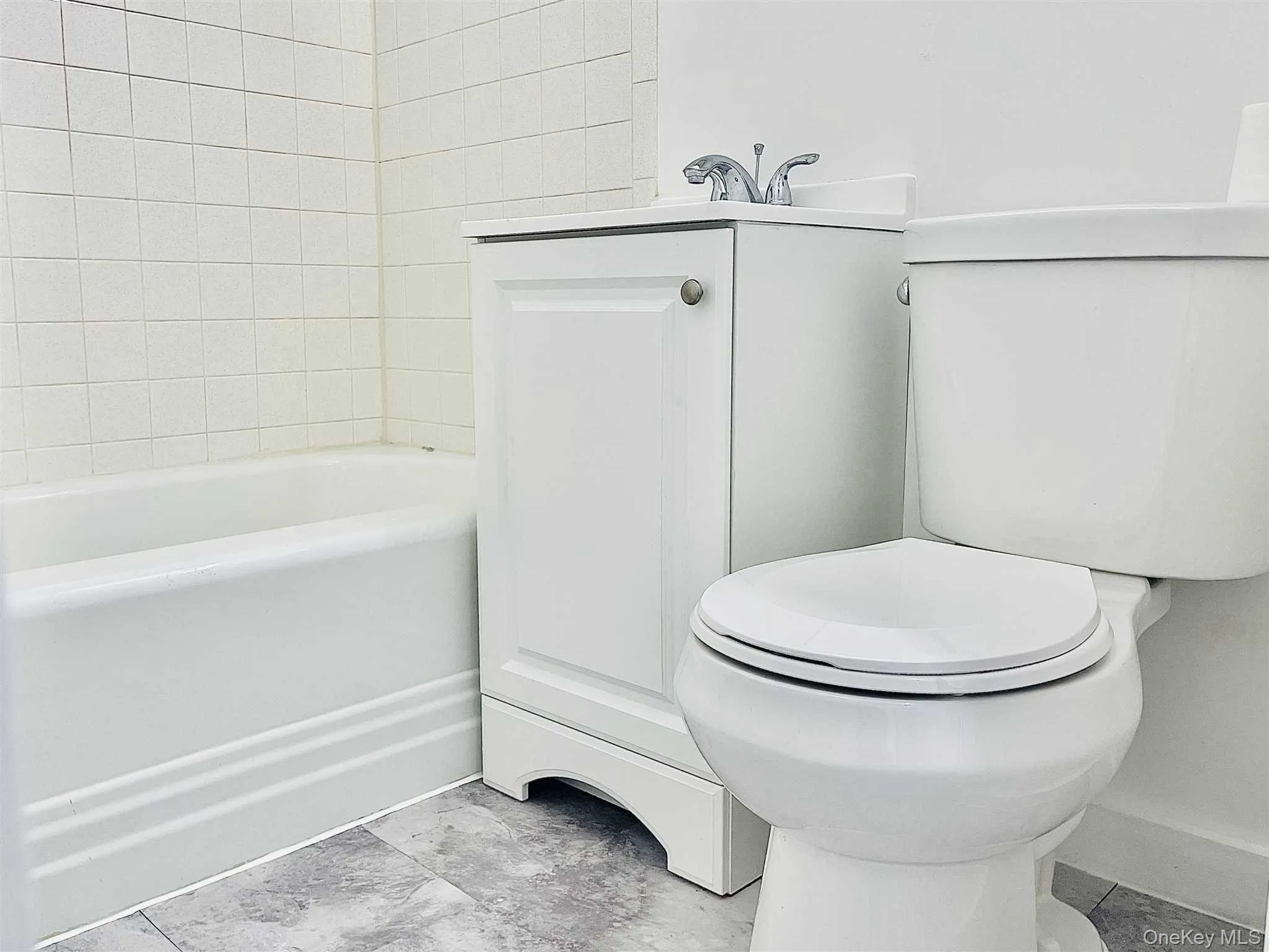 1612 Main Street, Pleasant Valley, NY, 1 Bedroom Bedrooms, 3 Rooms Rooms,1 BathroomBathrooms,Residential Lease,For Rent,Main,0,1022333 1612 Main Street, Pleasant Valley, NY, 1 Bedroom Bedrooms, 3 Rooms Rooms,1 BathroomBathrooms,Residential Lease,For Rent,Main,0,1022333