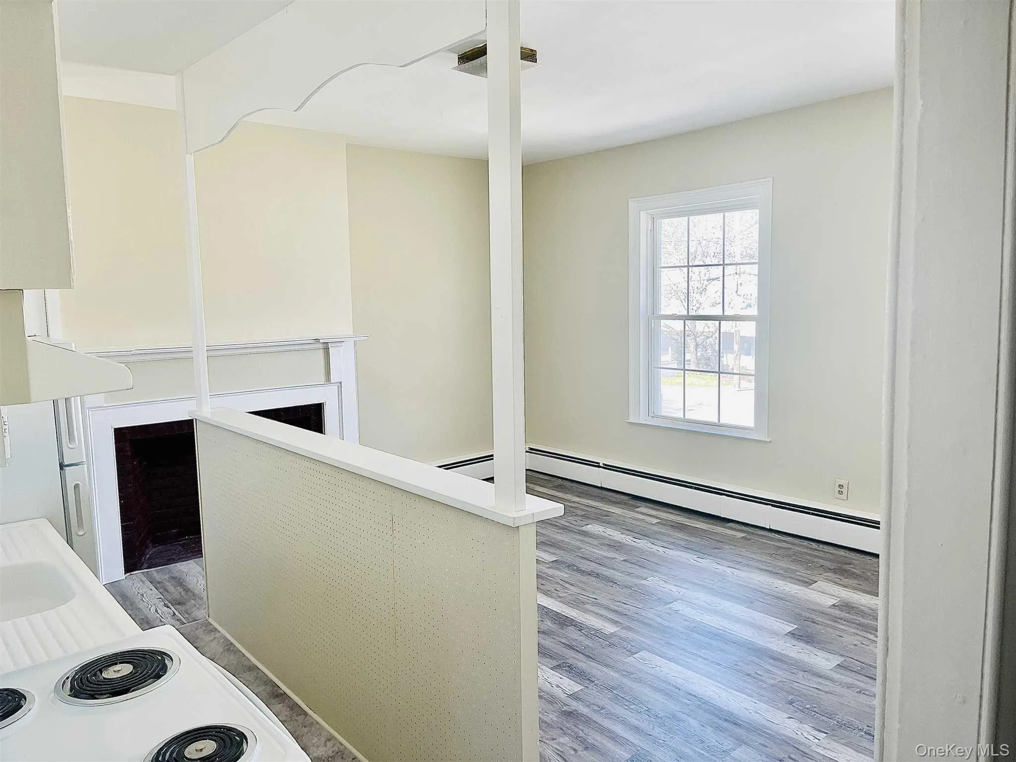 1612 Main Street, Pleasant Valley, NY, 1 Bedroom Bedrooms, 3 Rooms Rooms,1 BathroomBathrooms,Residential Lease,For Rent,Main,0,1022333 1612 Main Street, Pleasant Valley, NY, 1 Bedroom Bedrooms, 3 Rooms Rooms,1 BathroomBathrooms,Residential Lease,For Rent,Main,0,1022333