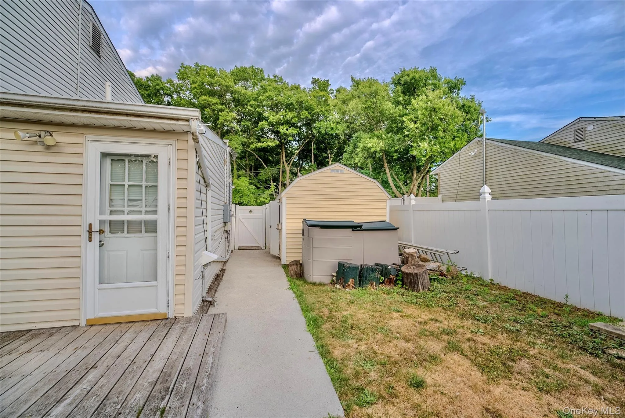 44 Howell Avenue, Brookhaven, NY, 5 Bedrooms Bedrooms, 10 Rooms Rooms,4 BathroomsBathrooms,Residential,For Rent,Howell,0,1022337 44 Howell Avenue, Brookhaven, NY, 5 Bedrooms Bedrooms, 10 Rooms Rooms,4 BathroomsBathrooms,Residential,For Rent,Howell,0,1022337