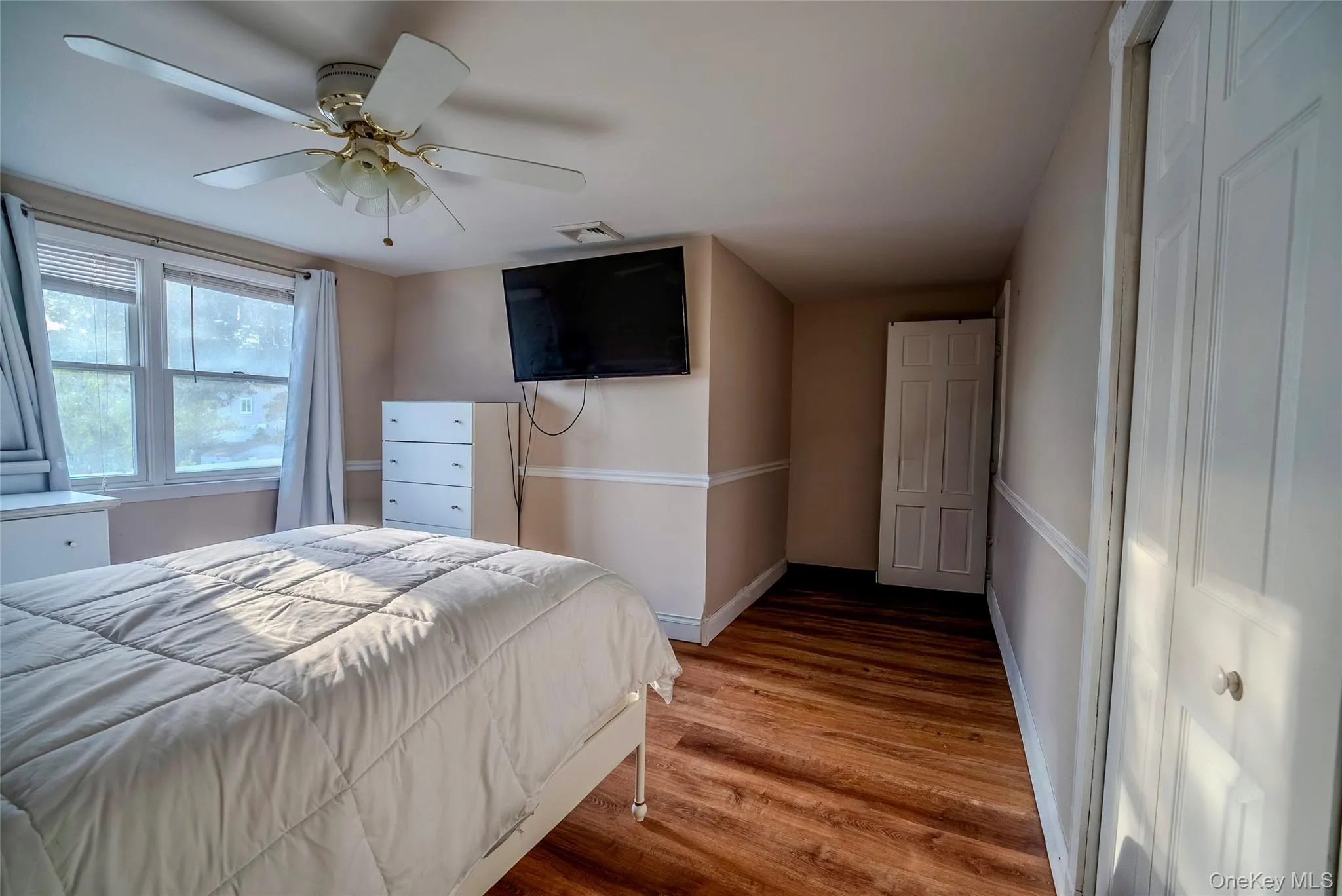 44 Howell Avenue, Brookhaven, NY, 5 Bedrooms Bedrooms, 10 Rooms Rooms,4 BathroomsBathrooms,Residential,For Rent,Howell,0,1022337 44 Howell Avenue, Brookhaven, NY, 5 Bedrooms Bedrooms, 10 Rooms Rooms,4 BathroomsBathrooms,Residential,For Rent,Howell,0,1022337