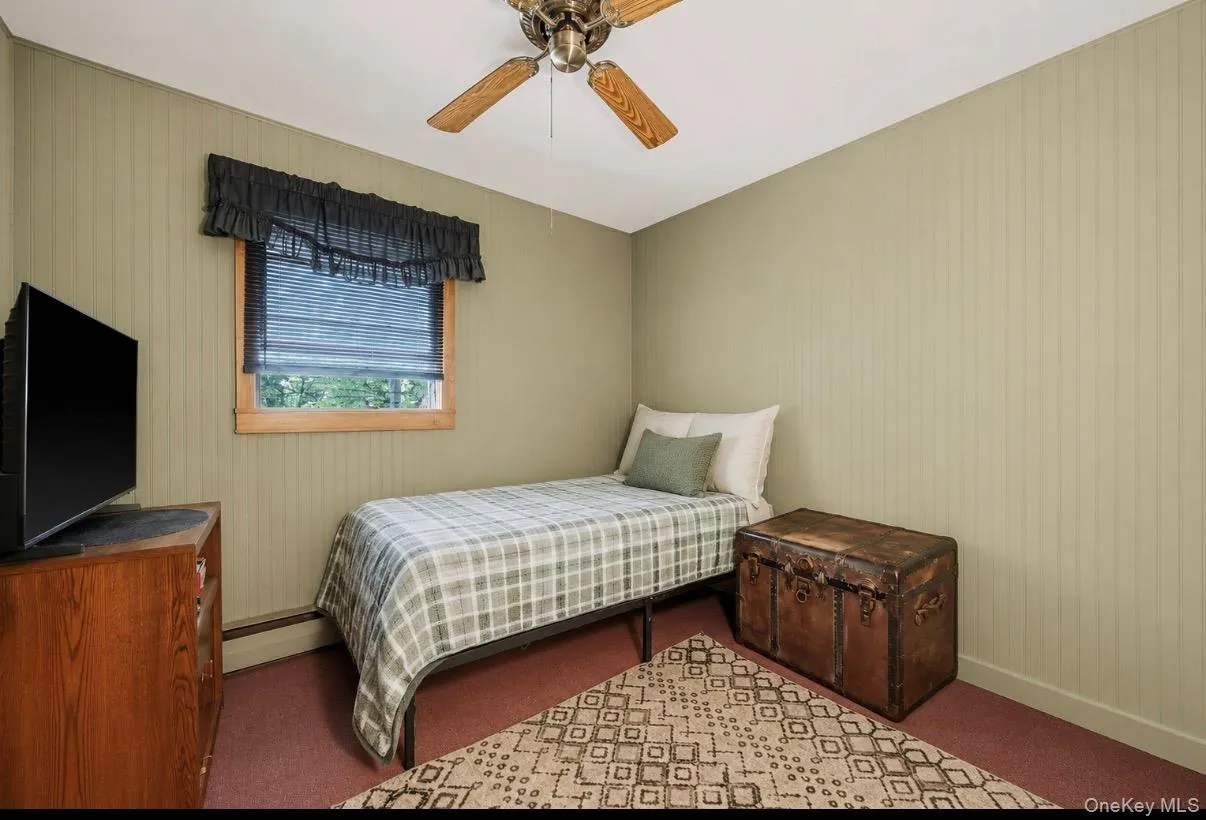 26 Harvard Lane, Smithtown, NY, 3 Bedrooms Bedrooms, 7 Rooms Rooms,1 BathroomBathrooms,Residential,For Rent,Harvard,0,1022339 26 Harvard Lane, Smithtown, NY, 3 Bedrooms Bedrooms, 7 Rooms Rooms,1 BathroomBathrooms,Residential,For Rent,Harvard,0,1022339