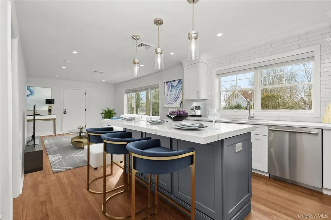 517 Walnut Street, Rye Town, NY, 3 Bedrooms Bedrooms, 5 Rooms Rooms,2 BathroomsBathrooms,Residential Lease,For Rent,Walnut,0,1022340 517 Walnut Street, Rye Town, NY, 3 Bedrooms Bedrooms, 5 Rooms Rooms,2 BathroomsBathrooms,Residential Lease,For Rent,Walnut,0,1022340