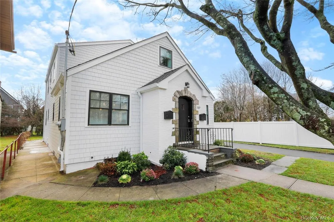 517 Walnut Street, Rye Town, NY, 3 Bedrooms Bedrooms, 5 Rooms Rooms,2 BathroomsBathrooms,Residential Lease,For Rent,Walnut,0,1022340 517 Walnut Street, Rye Town, NY, 3 Bedrooms Bedrooms, 5 Rooms Rooms,2 BathroomsBathrooms,Residential Lease,For Rent,Walnut,0,1022340