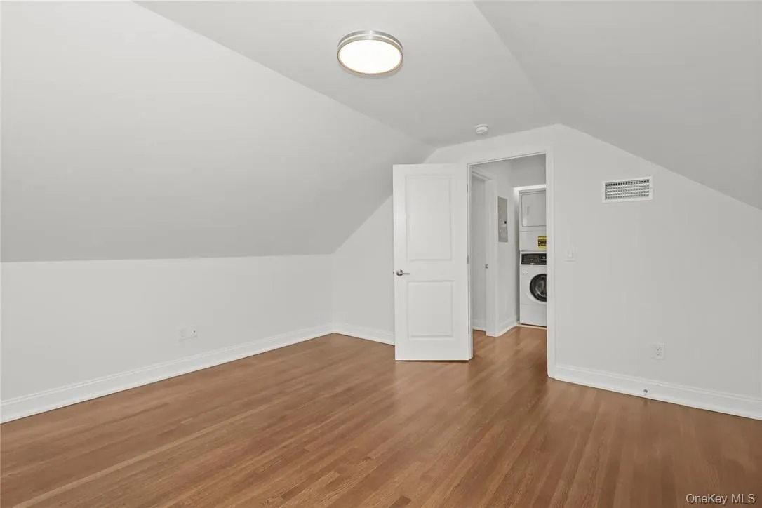 517 Walnut Street, Rye Town, NY, 3 Bedrooms Bedrooms, 5 Rooms Rooms,2 BathroomsBathrooms,Residential Lease,For Rent,Walnut,0,1022340 517 Walnut Street, Rye Town, NY, 3 Bedrooms Bedrooms, 5 Rooms Rooms,2 BathroomsBathrooms,Residential Lease,For Rent,Walnut,0,1022340