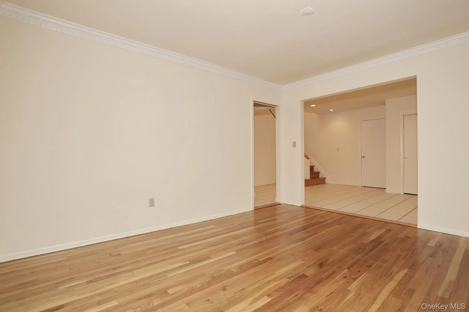 32 Newport Avenue, Orangetown, NY, 4 Bedrooms Bedrooms, 8 Rooms Rooms,2 BathroomsBathrooms,Residential,For Rent,Newport,0,1022343 32 Newport Avenue, Orangetown, NY, 4 Bedrooms Bedrooms, 8 Rooms Rooms,2 BathroomsBathrooms,Residential,For Rent,Newport,0,1022343