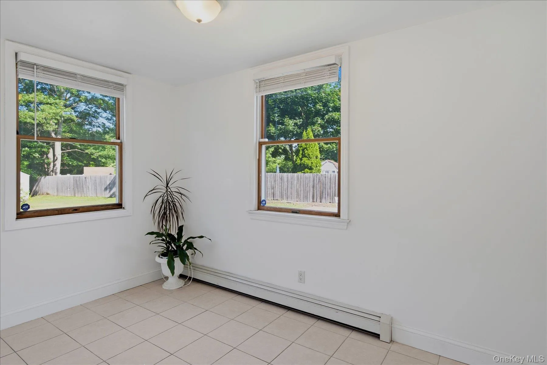 1st Floor office or could be a 5th bedroom 1st Floor office or could be a 5th bedroom