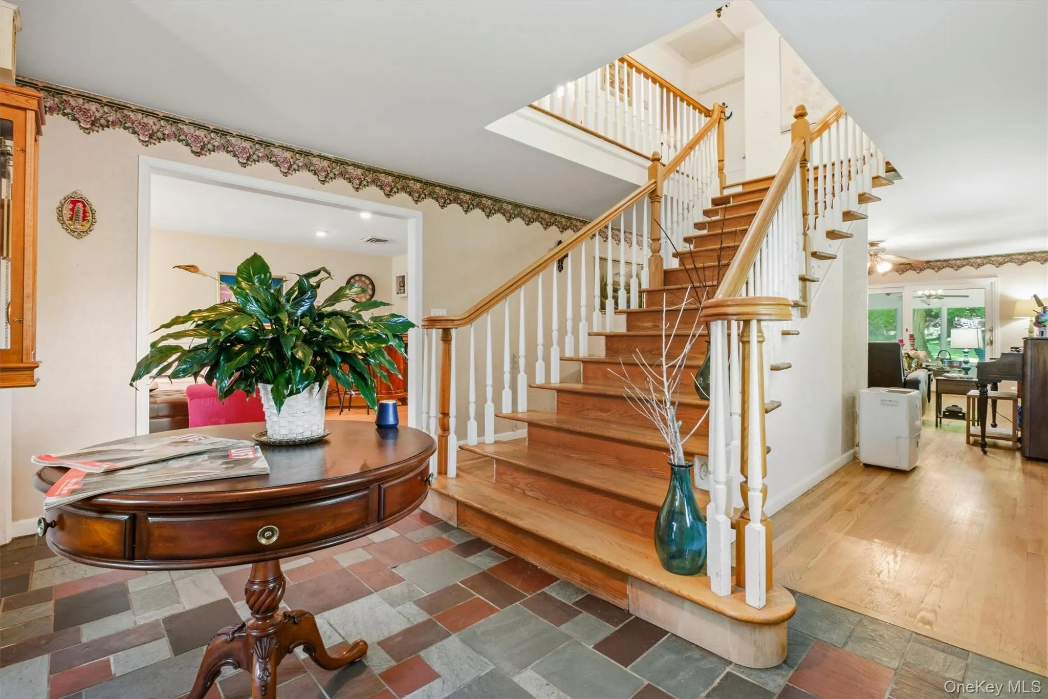 Side of Staircase Side of Staircase