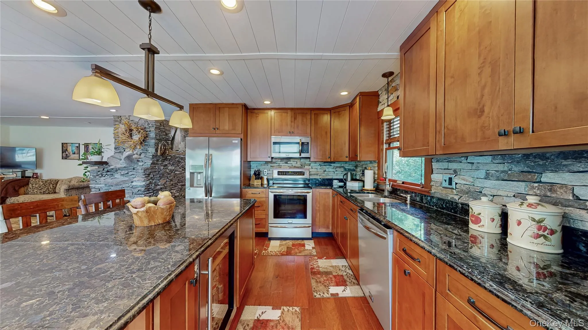 20 Sunset Point, Mamakating, NY, 3 Bedrooms Bedrooms, 8 Rooms Rooms,2 BathroomsBathrooms,Residential,For Rent,Sunset,0,1022358 20 Sunset Point, Mamakating, NY, 3 Bedrooms Bedrooms, 8 Rooms Rooms,2 BathroomsBathrooms,Residential,For Rent,Sunset,0,1022358