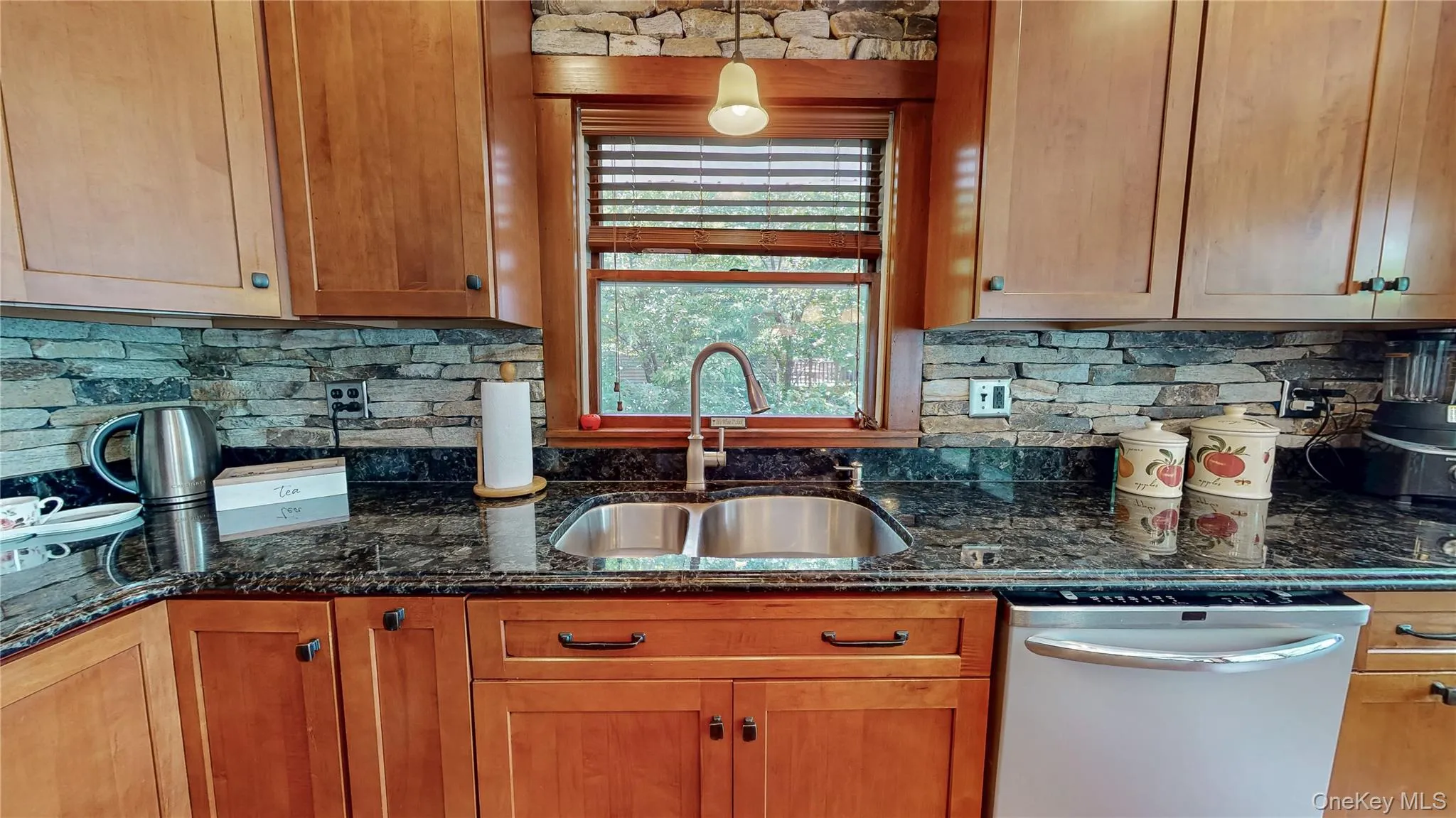 20 Sunset Point, Mamakating, NY, 3 Bedrooms Bedrooms, 8 Rooms Rooms,2 BathroomsBathrooms,Residential,For Rent,Sunset,0,1022358 20 Sunset Point, Mamakating, NY, 3 Bedrooms Bedrooms, 8 Rooms Rooms,2 BathroomsBathrooms,Residential,For Rent,Sunset,0,1022358