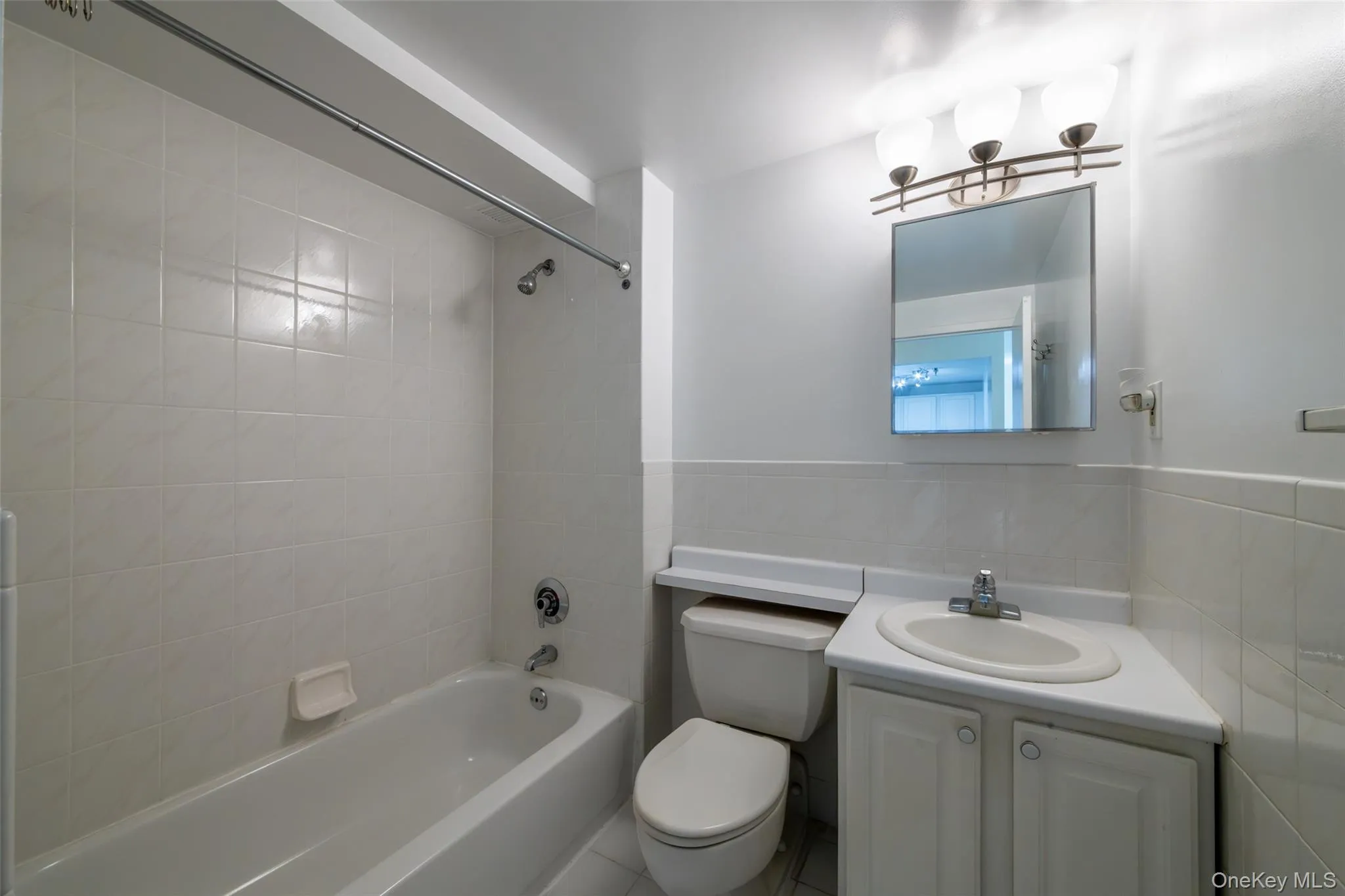 123 Mamaroneck Avenue, Mamaroneck, NY, 2 Bedrooms Bedrooms, 4 Rooms Rooms,2 BathroomsBathrooms,Residential Lease,For Rent,Mamaroneck,0,1022359 123 Mamaroneck Avenue, Mamaroneck, NY, 2 Bedrooms Bedrooms, 4 Rooms Rooms,2 BathroomsBathrooms,Residential Lease,For Rent,Mamaroneck,0,1022359