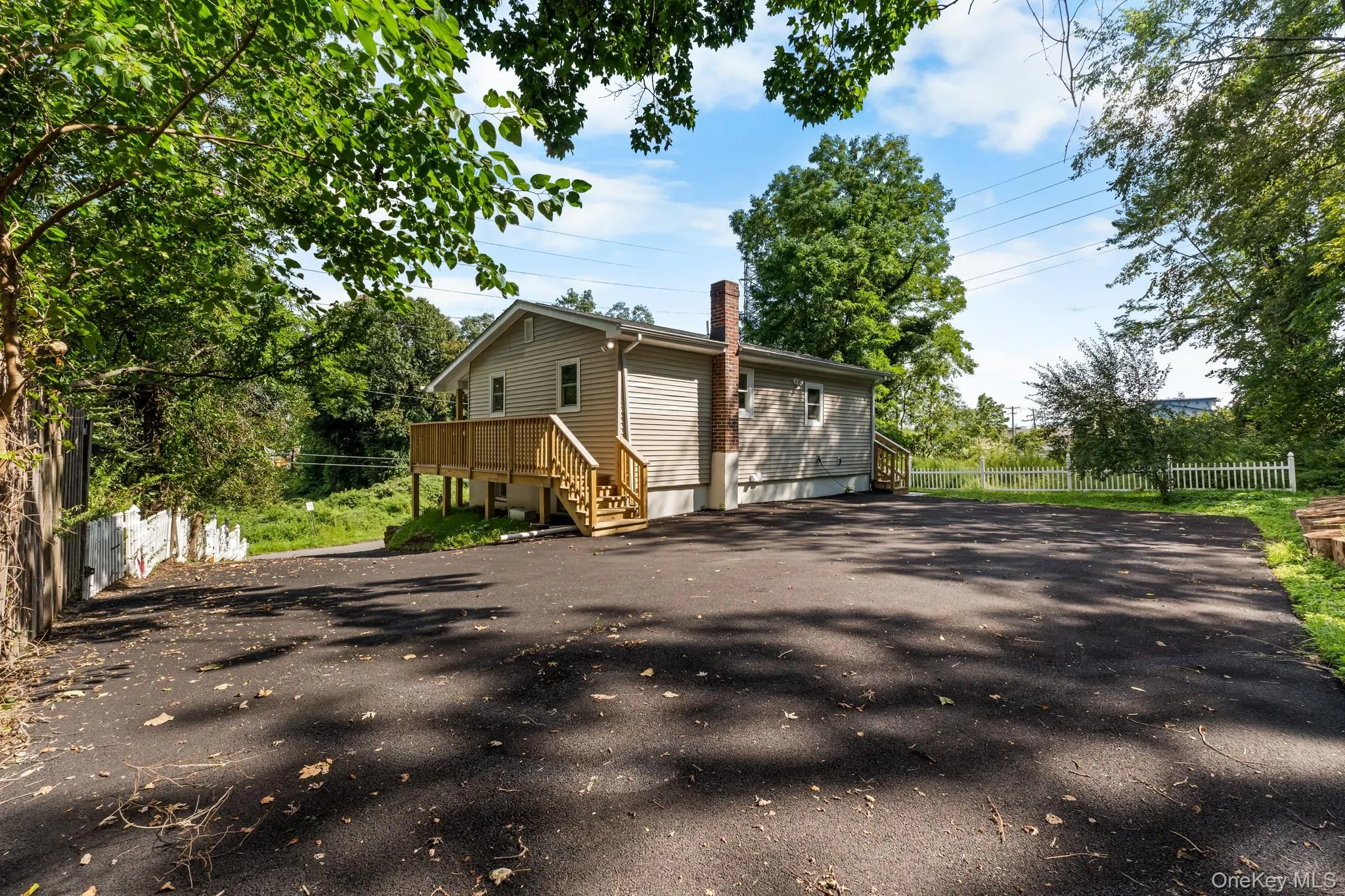 19 Dykes Park Road, Clarkstown, NY, 1 Bedroom Bedrooms, 3 Rooms Rooms,2 BathroomsBathrooms,Residential,For Rent,Dykes Park,0,1022363 19 Dykes Park Road, Clarkstown, NY, 1 Bedroom Bedrooms, 3 Rooms Rooms,2 BathroomsBathrooms,Residential,For Rent,Dykes Park,0,1022363
