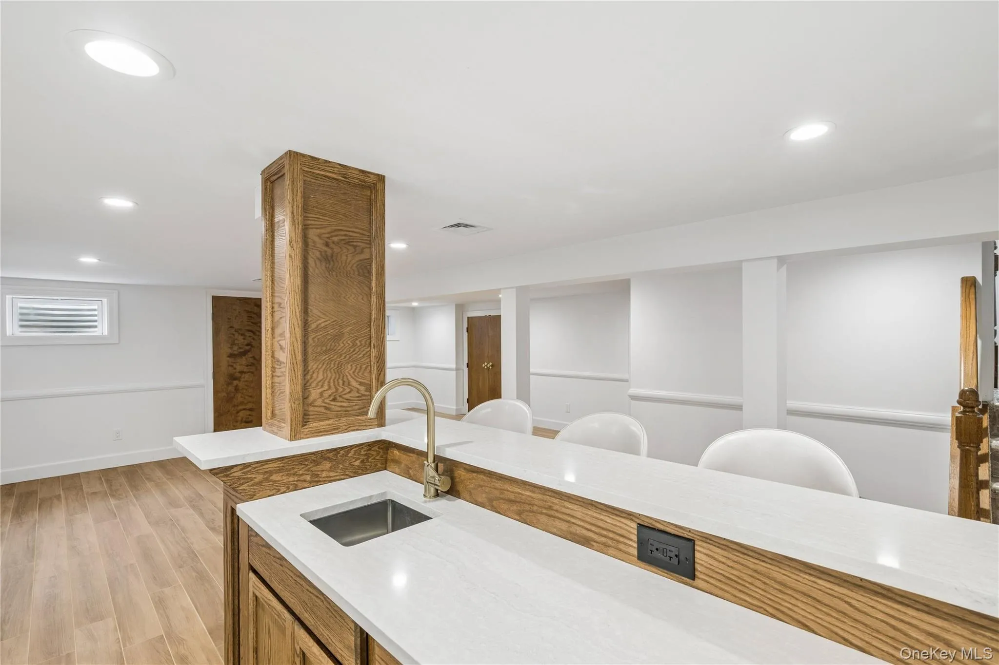 25 Voorhis Drive, Oyster Bay, NY, 4 Bedrooms Bedrooms, 11 Rooms Rooms,3 BathroomsBathrooms,Residential,For Rent,Voorhis,0,1022367 25 Voorhis Drive, Oyster Bay, NY, 4 Bedrooms Bedrooms, 11 Rooms Rooms,3 BathroomsBathrooms,Residential,For Rent,Voorhis,0,1022367