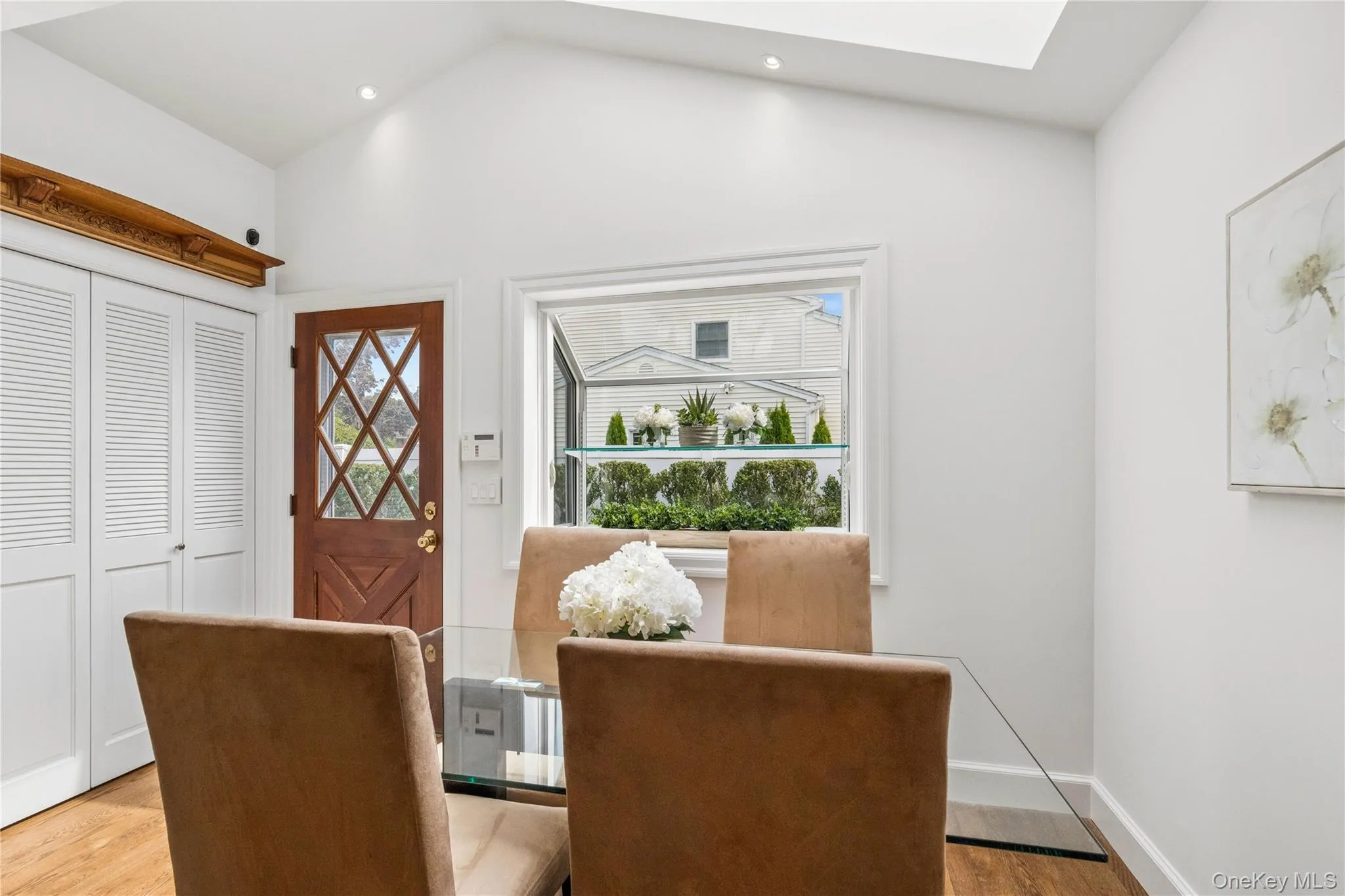 25 Voorhis Drive, Oyster Bay, NY, 4 Bedrooms Bedrooms, 11 Rooms Rooms,3 BathroomsBathrooms,Residential,For Rent,Voorhis,0,1022367 25 Voorhis Drive, Oyster Bay, NY, 4 Bedrooms Bedrooms, 11 Rooms Rooms,3 BathroomsBathrooms,Residential,For Rent,Voorhis,0,1022367