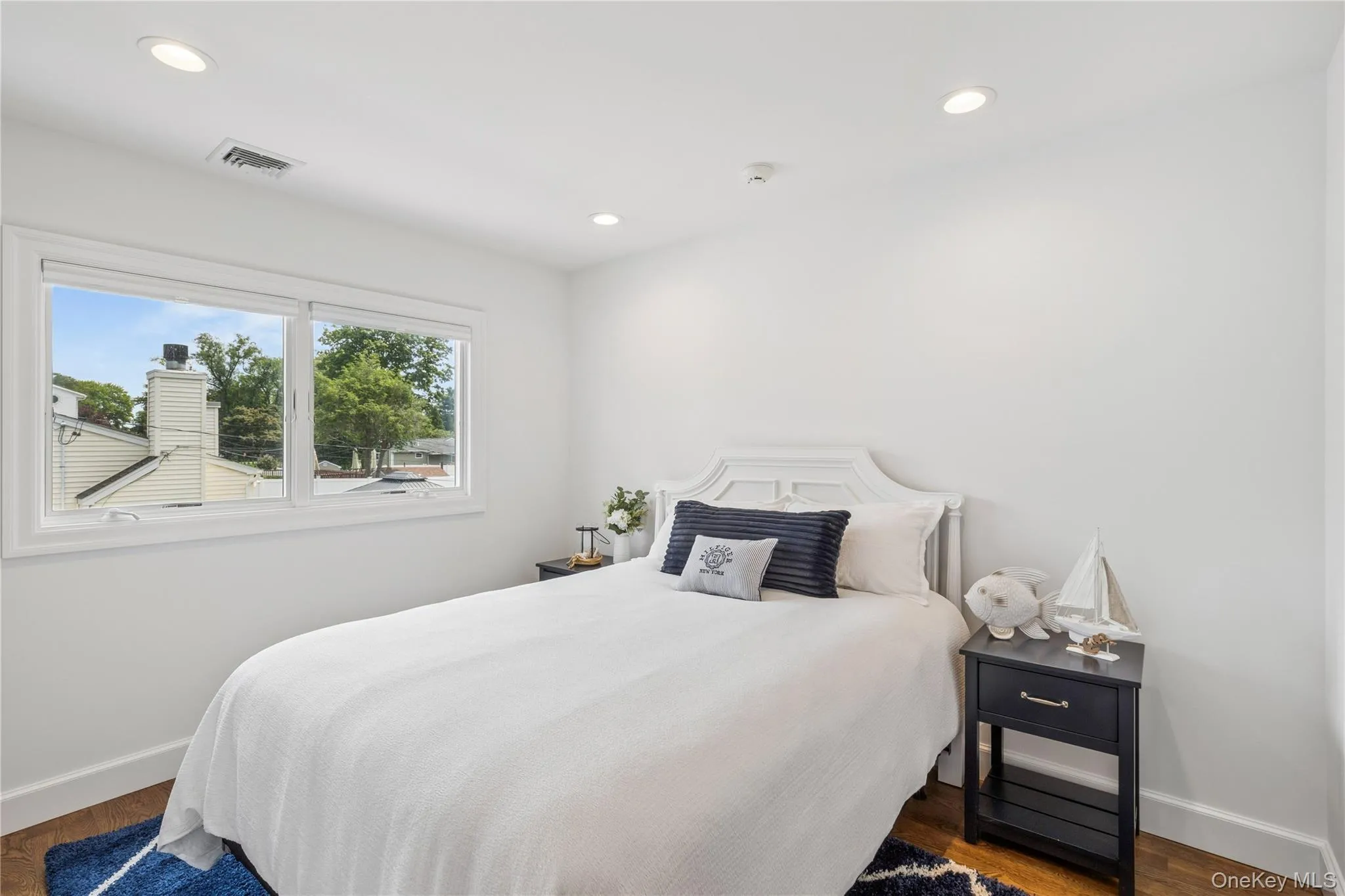 25 Voorhis Drive, Oyster Bay, NY, 4 Bedrooms Bedrooms, 11 Rooms Rooms,3 BathroomsBathrooms,Residential,For Rent,Voorhis,0,1022367 25 Voorhis Drive, Oyster Bay, NY, 4 Bedrooms Bedrooms, 11 Rooms Rooms,3 BathroomsBathrooms,Residential,For Rent,Voorhis,0,1022367