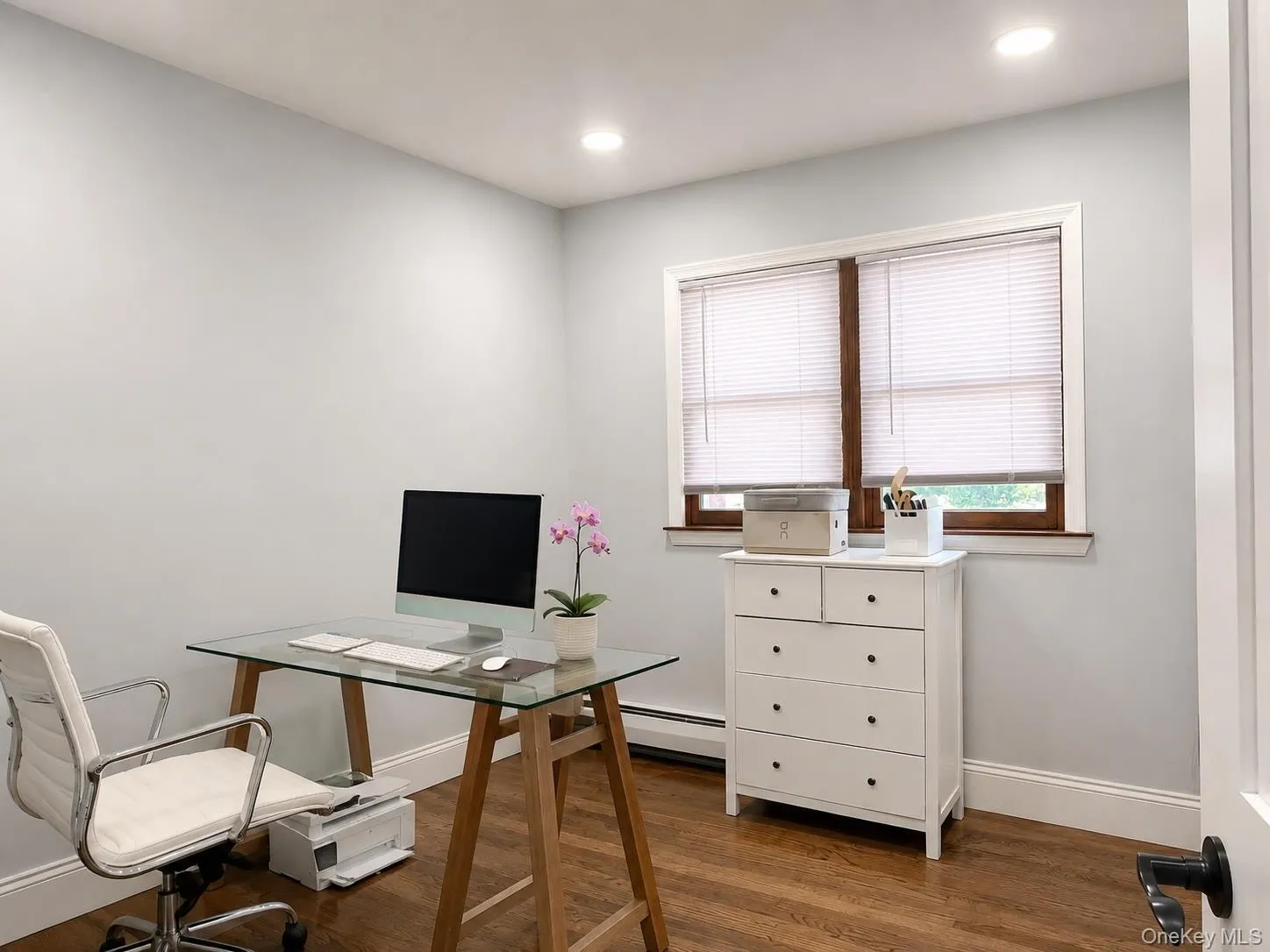 120 42nd Street, Babylon, NY, 3 Bedrooms Bedrooms, 7 Rooms Rooms,1 BathroomBathrooms,Residential Lease,For Rent,42nd,0,1022370 120 42nd Street, Babylon, NY, 3 Bedrooms Bedrooms, 7 Rooms Rooms,1 BathroomBathrooms,Residential Lease,For Rent,42nd,0,1022370