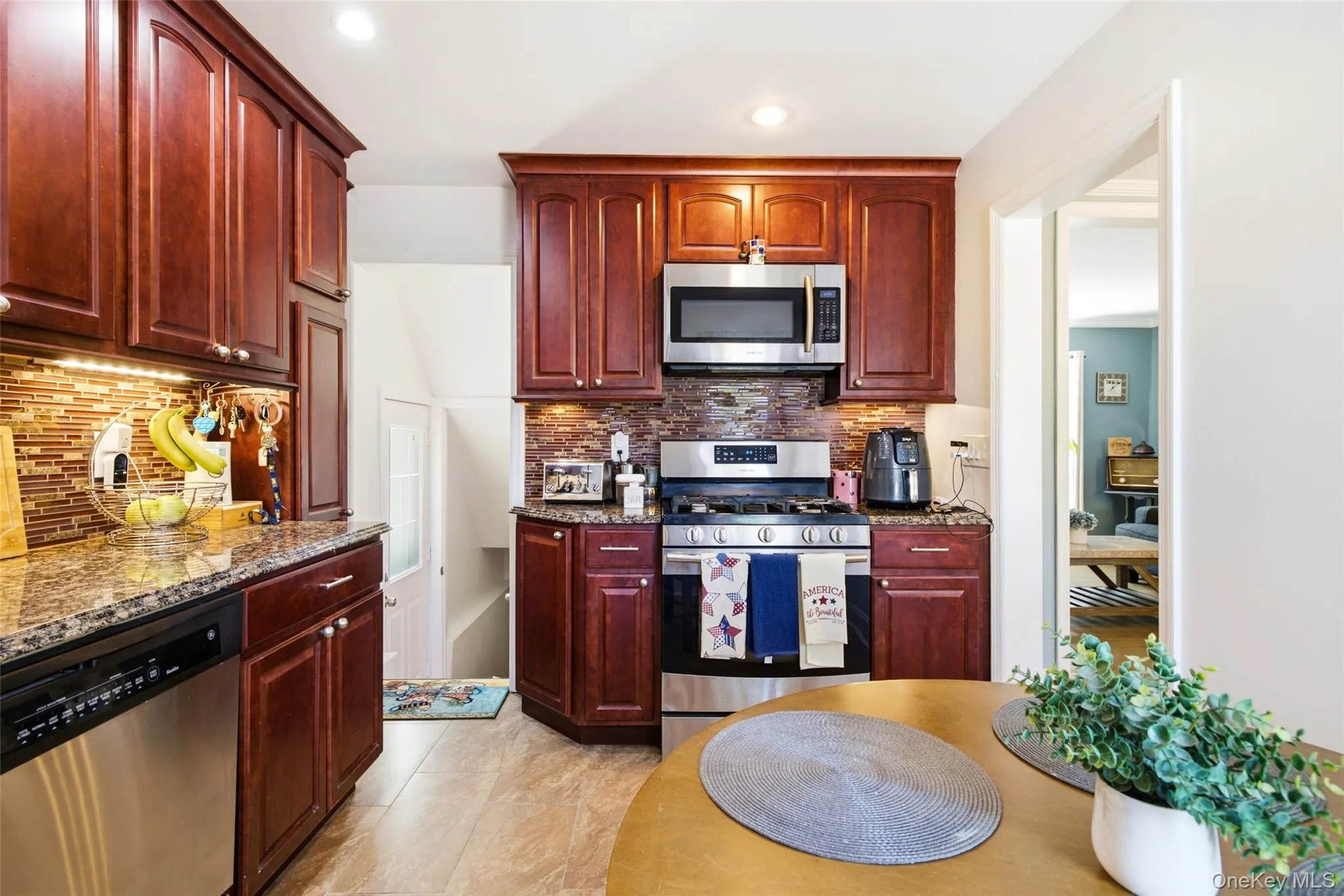 112 Nassau Street, Hempstead, NY, 4 Bedrooms Bedrooms, 7 Rooms Rooms,2 BathroomsBathrooms,Residential,For Rent,Nassau,0,1022384 112 Nassau Street, Hempstead, NY, 4 Bedrooms Bedrooms, 7 Rooms Rooms,2 BathroomsBathrooms,Residential,For Rent,Nassau,0,1022384