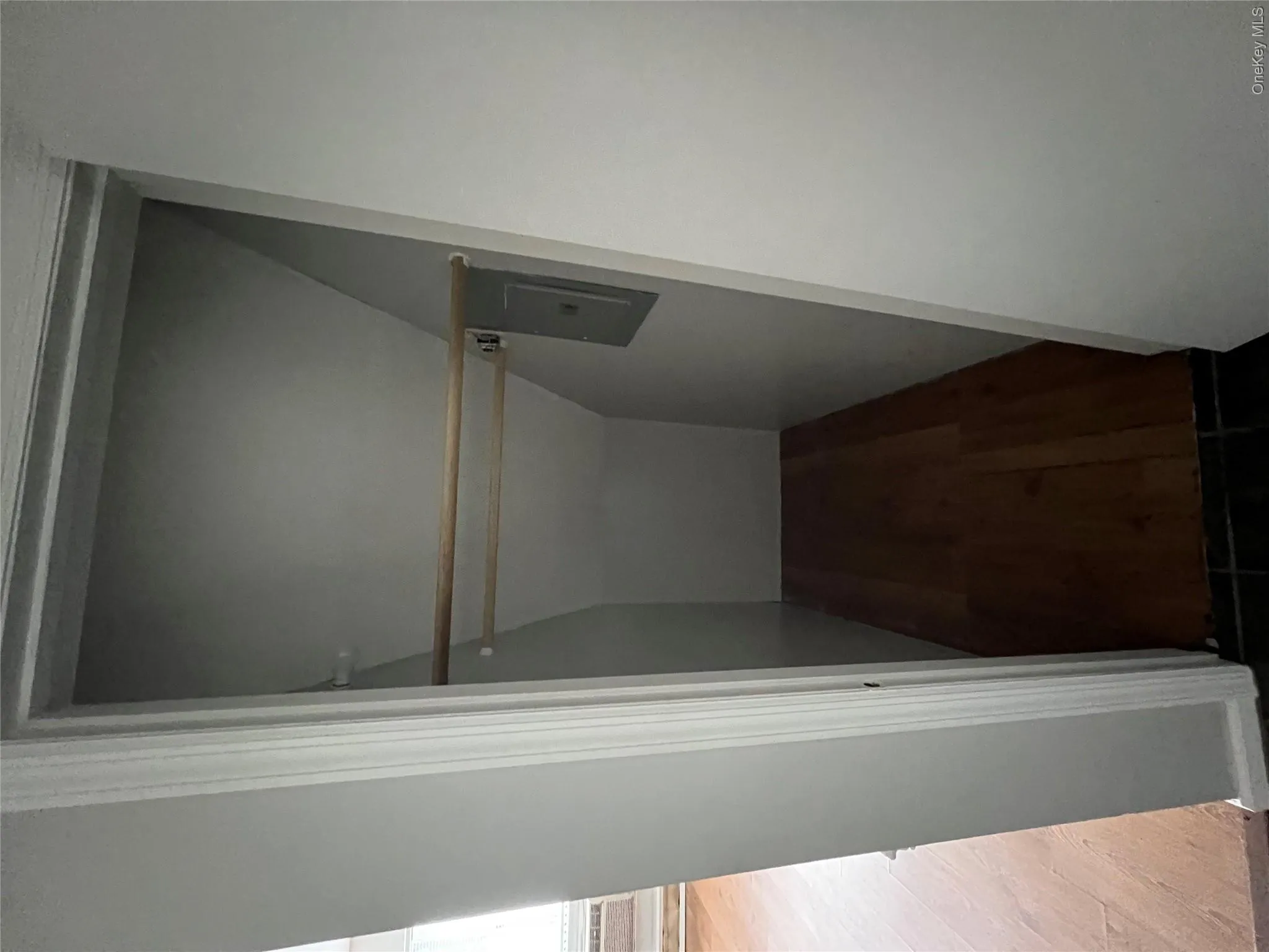 5 Ruth Court, Middletown, NY, 1 Bedroom Bedrooms, 4 Rooms Rooms,1 BathroomBathrooms,Residential Lease,For Rent,Ruth,0,1022389 5 Ruth Court, Middletown, NY, 1 Bedroom Bedrooms, 4 Rooms Rooms,1 BathroomBathrooms,Residential Lease,For Rent,Ruth,0,1022389