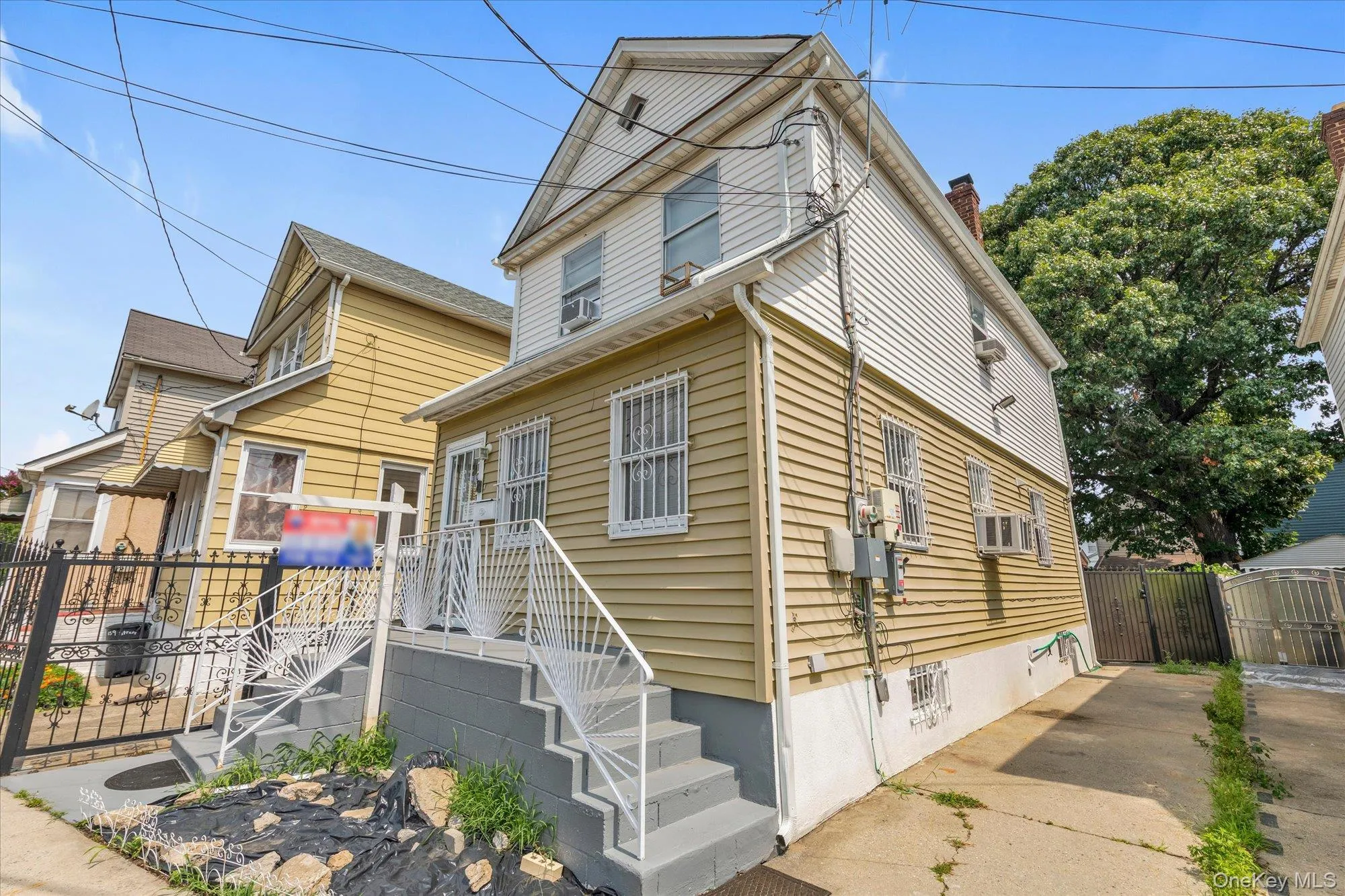 11043 159th Street, New York, NY, 4 Bedrooms Bedrooms, 7 Rooms Rooms,2 BathroomsBathrooms,Residential,For Rent,159th,0,1022392 11043 159th Street, New York, NY, 4 Bedrooms Bedrooms, 7 Rooms Rooms,2 BathroomsBathrooms,Residential,For Rent,159th,0,1022392
