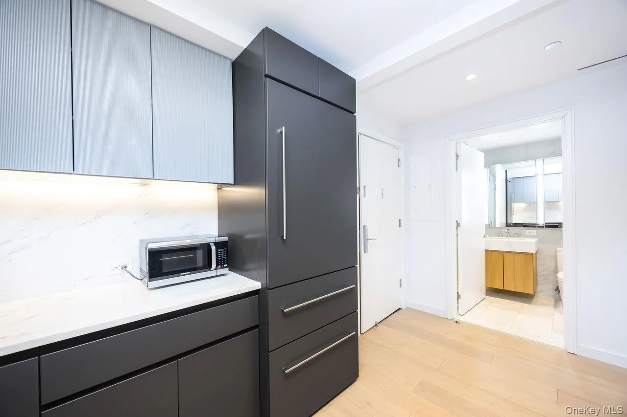 300 30th Street, New York, NY, 1 Bedroom Bedrooms, 4 Rooms Rooms,1 BathroomBathrooms,Residential Lease,For Rent,30th,0,1022397 300 30th Street, New York, NY, 1 Bedroom Bedrooms, 4 Rooms Rooms,1 BathroomBathrooms,Residential Lease,For Rent,30th,0,1022397