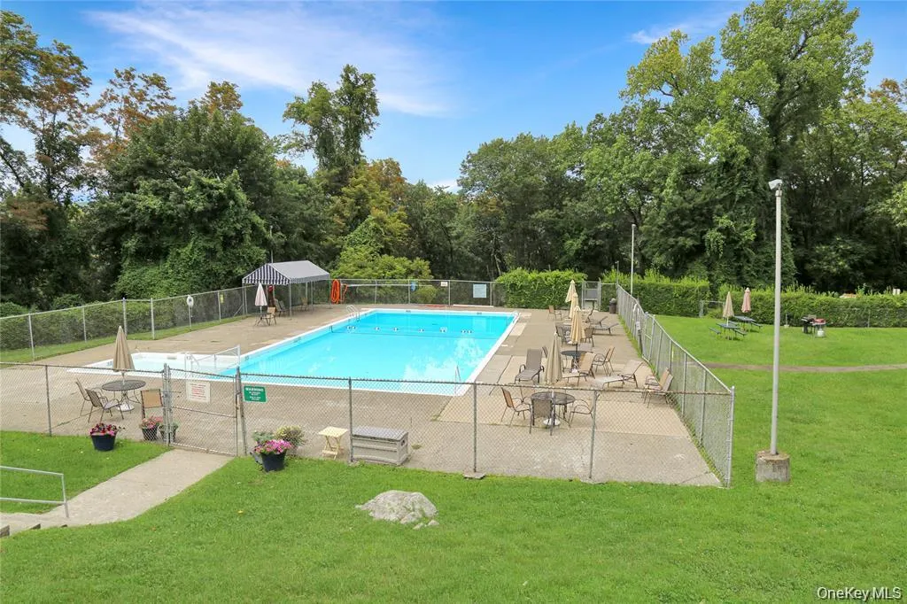 1 Lakeview Drive, Peekskill, NY, 1 Bedroom Bedrooms, 3 Rooms Rooms,1 BathroomBathrooms,Residential,For Rent,Lakeview,0,1022399 1 Lakeview Drive, Peekskill, NY, 1 Bedroom Bedrooms, 3 Rooms Rooms,1 BathroomBathrooms,Residential,For Rent,Lakeview,0,1022399