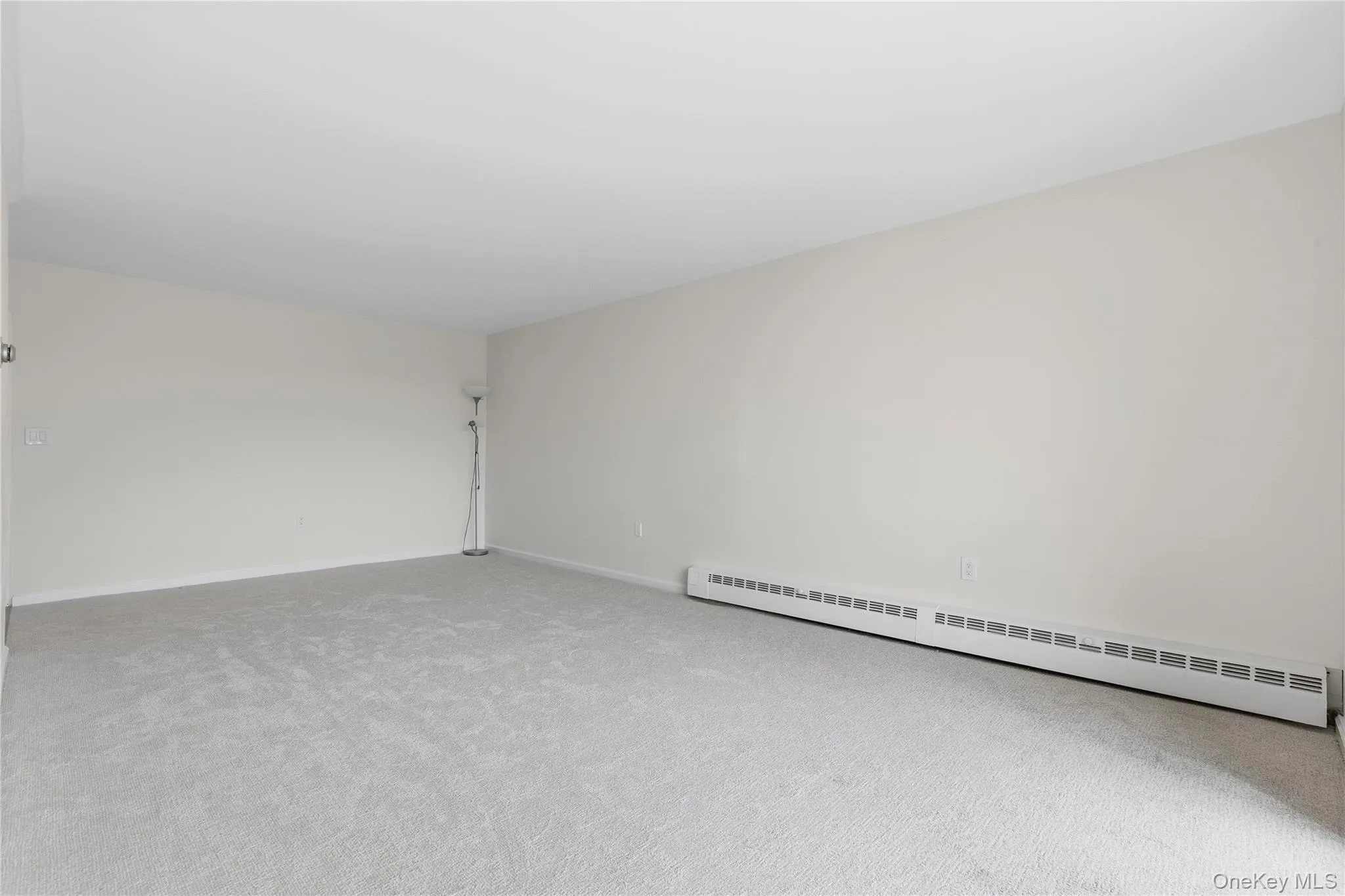 1 Lakeview Drive, Peekskill, NY, 1 Bedroom Bedrooms, 3 Rooms Rooms,1 BathroomBathrooms,Residential,For Rent,Lakeview,0,1022399 1 Lakeview Drive, Peekskill, NY, 1 Bedroom Bedrooms, 3 Rooms Rooms,1 BathroomBathrooms,Residential,For Rent,Lakeview,0,1022399