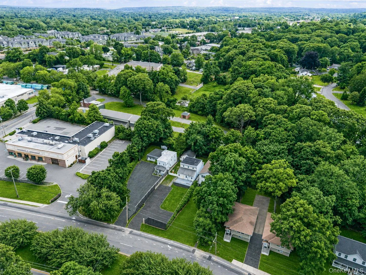 723 Park Avenue, Huntington, NY, 4 Bedrooms Bedrooms, 9 Rooms Rooms,3 BathroomsBathrooms,Residential,For Rent,Park,0,1022402 723 Park Avenue, Huntington, NY, 4 Bedrooms Bedrooms, 9 Rooms Rooms,3 BathroomsBathrooms,Residential,For Rent,Park,0,1022402
