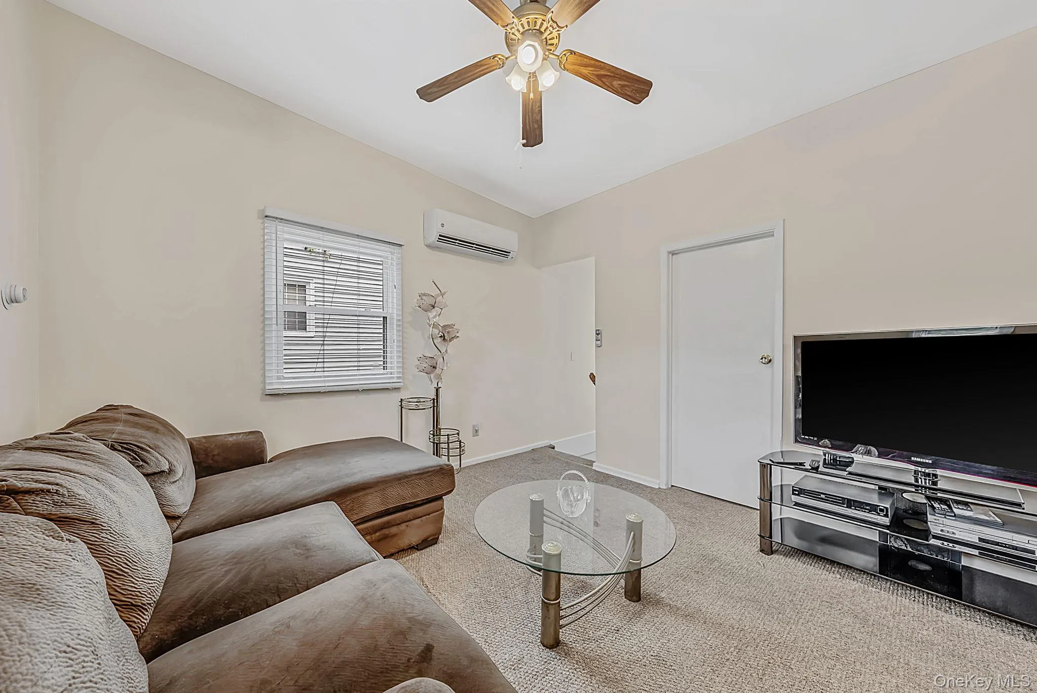 723 Park Avenue, Huntington, NY, 4 Bedrooms Bedrooms, 9 Rooms Rooms,3 BathroomsBathrooms,Residential,For Rent,Park,0,1022402 723 Park Avenue, Huntington, NY, 4 Bedrooms Bedrooms, 9 Rooms Rooms,3 BathroomsBathrooms,Residential,For Rent,Park,0,1022402